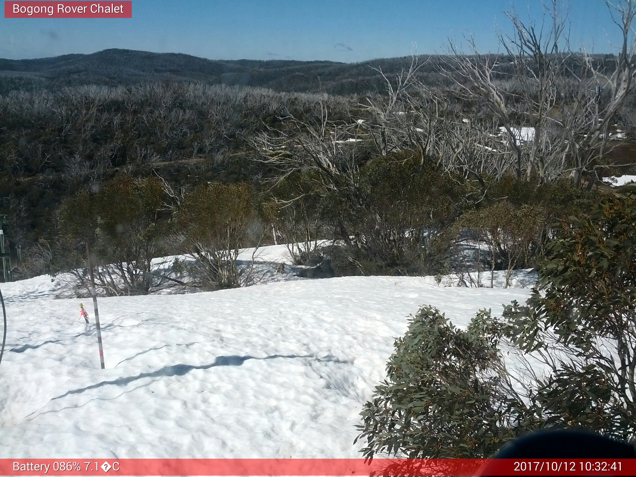 Bogong Web Cam 10:32am Thursday 12th of October 2017