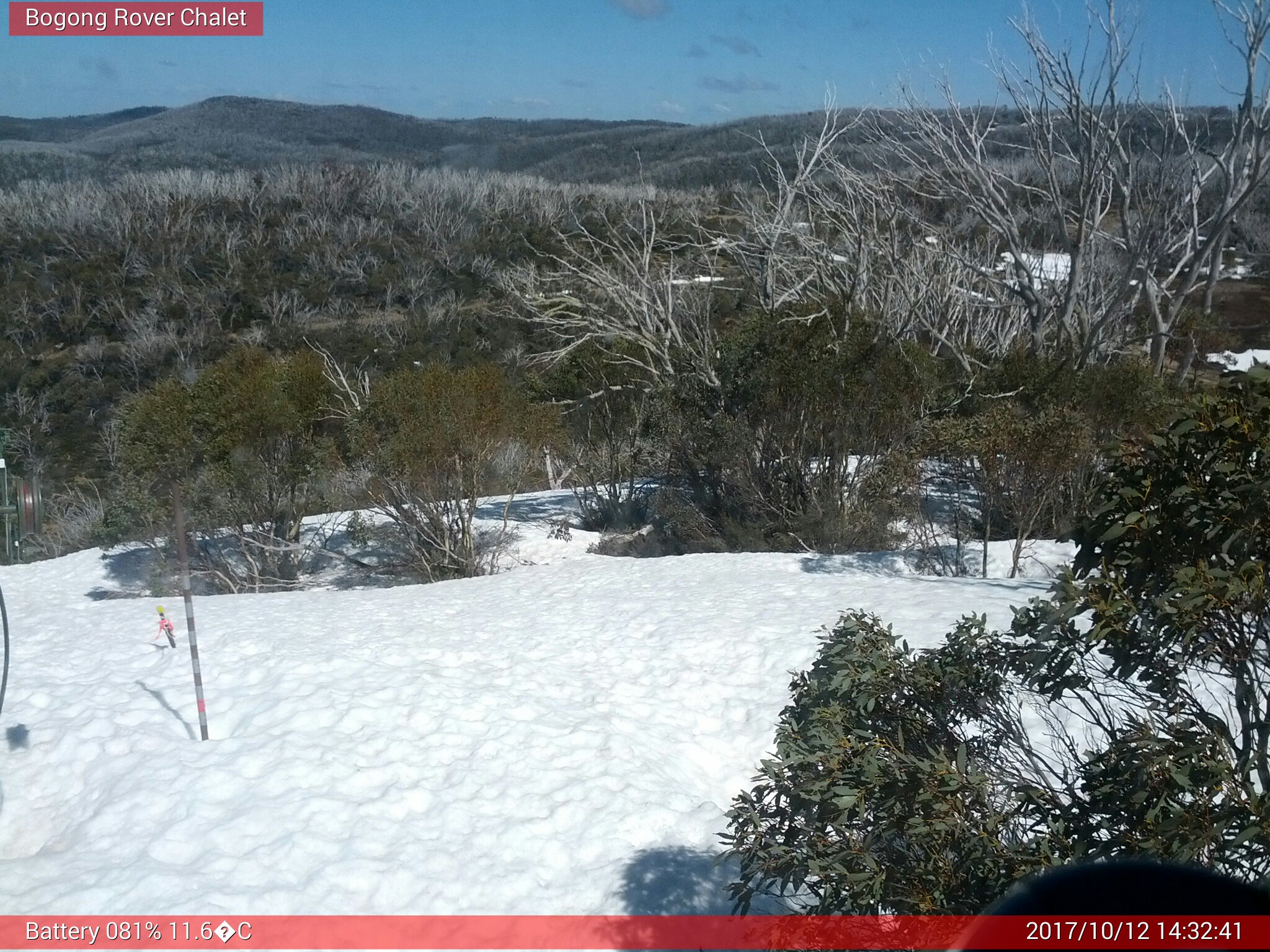 Bogong Web Cam 2:32pm Thursday 12th of October 2017