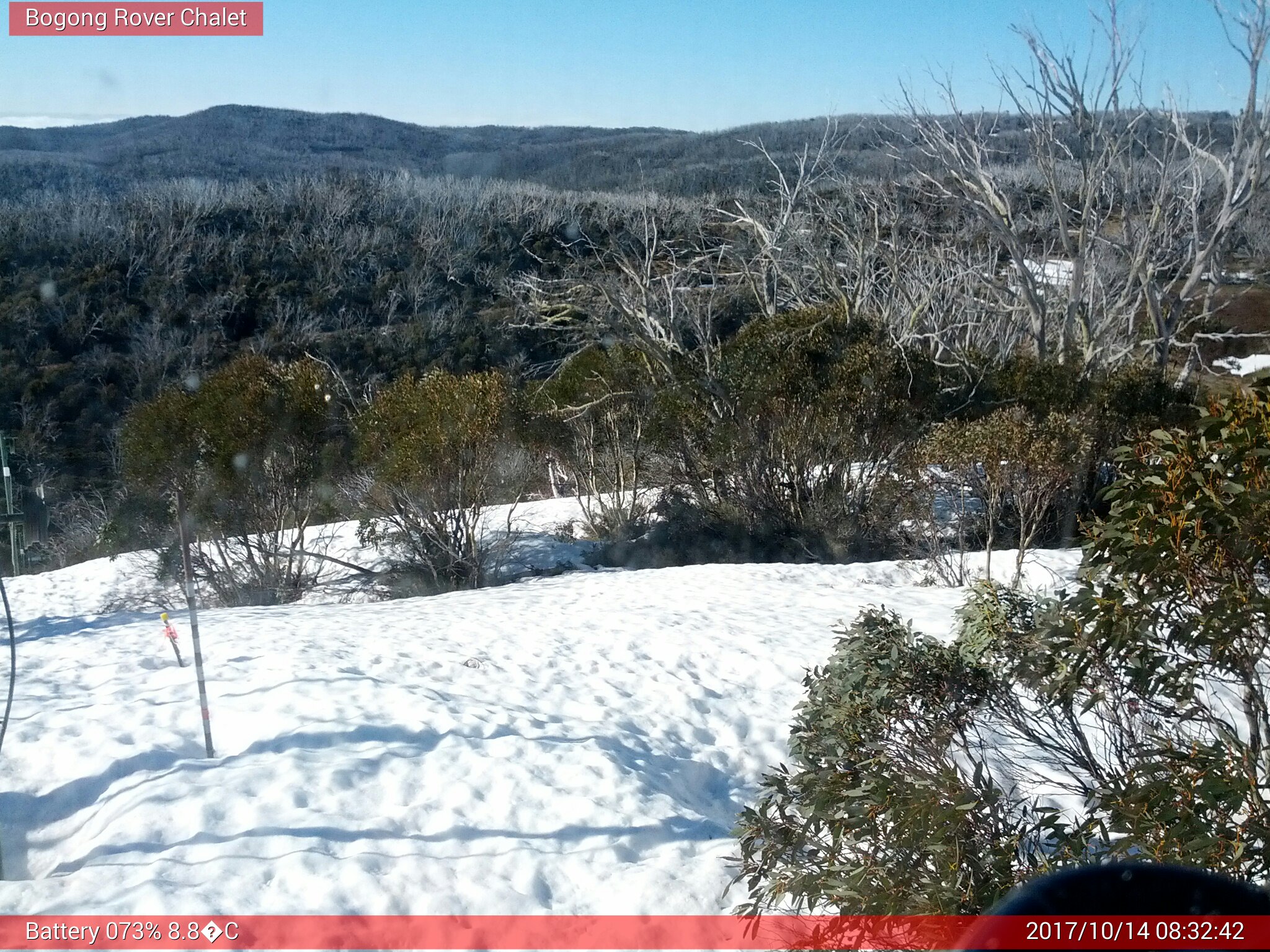 Bogong Web Cam 8:32am Saturday 14th of October 2017