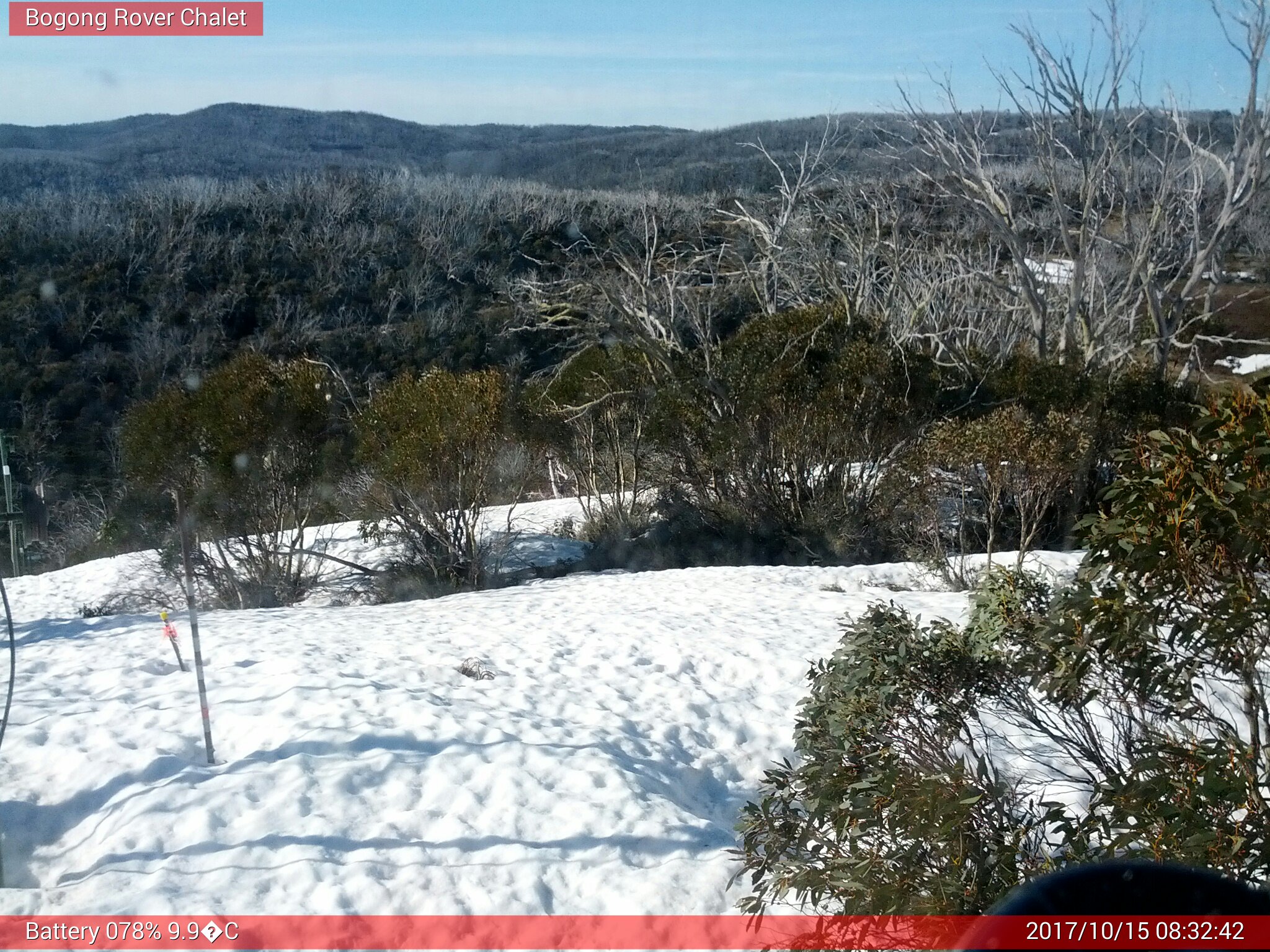 Bogong Web Cam 8:32am Sunday 15th of October 2017