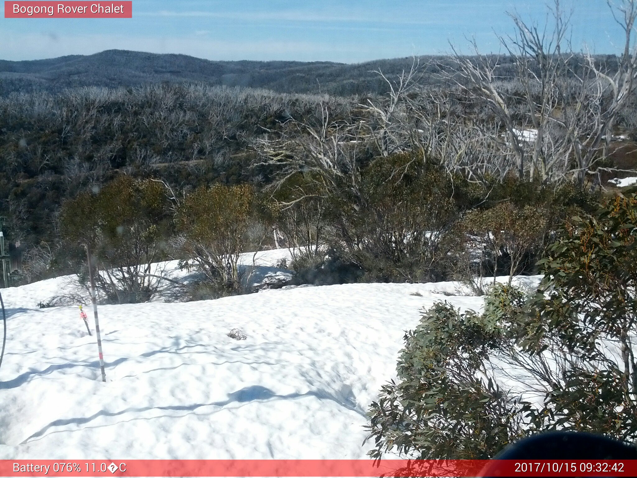 Bogong Web Cam 9:32am Sunday 15th of October 2017