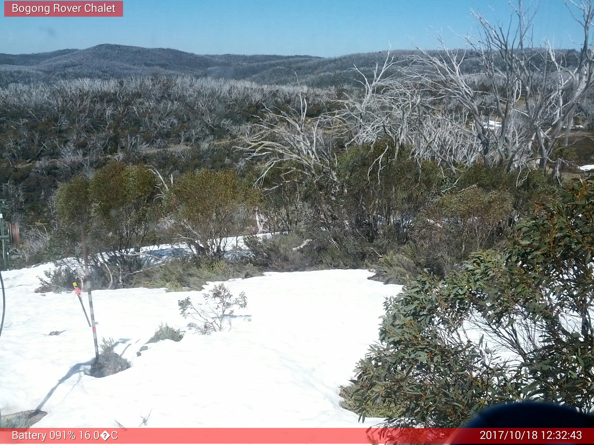 Bogong Web Cam 12:32pm Wednesday 18th of October 2017