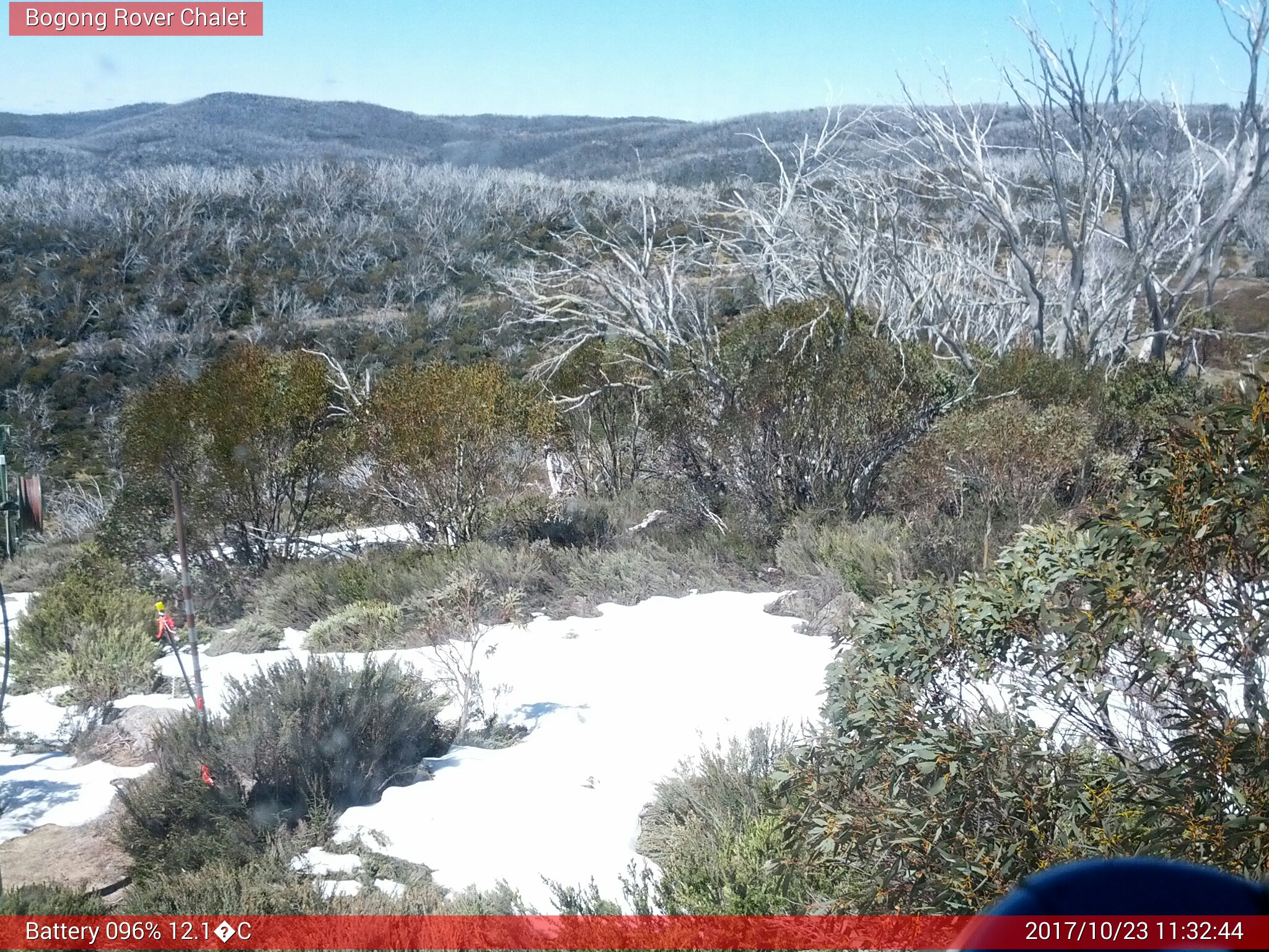 Bogong Web Cam 11:32am Monday 23rd of October 2017