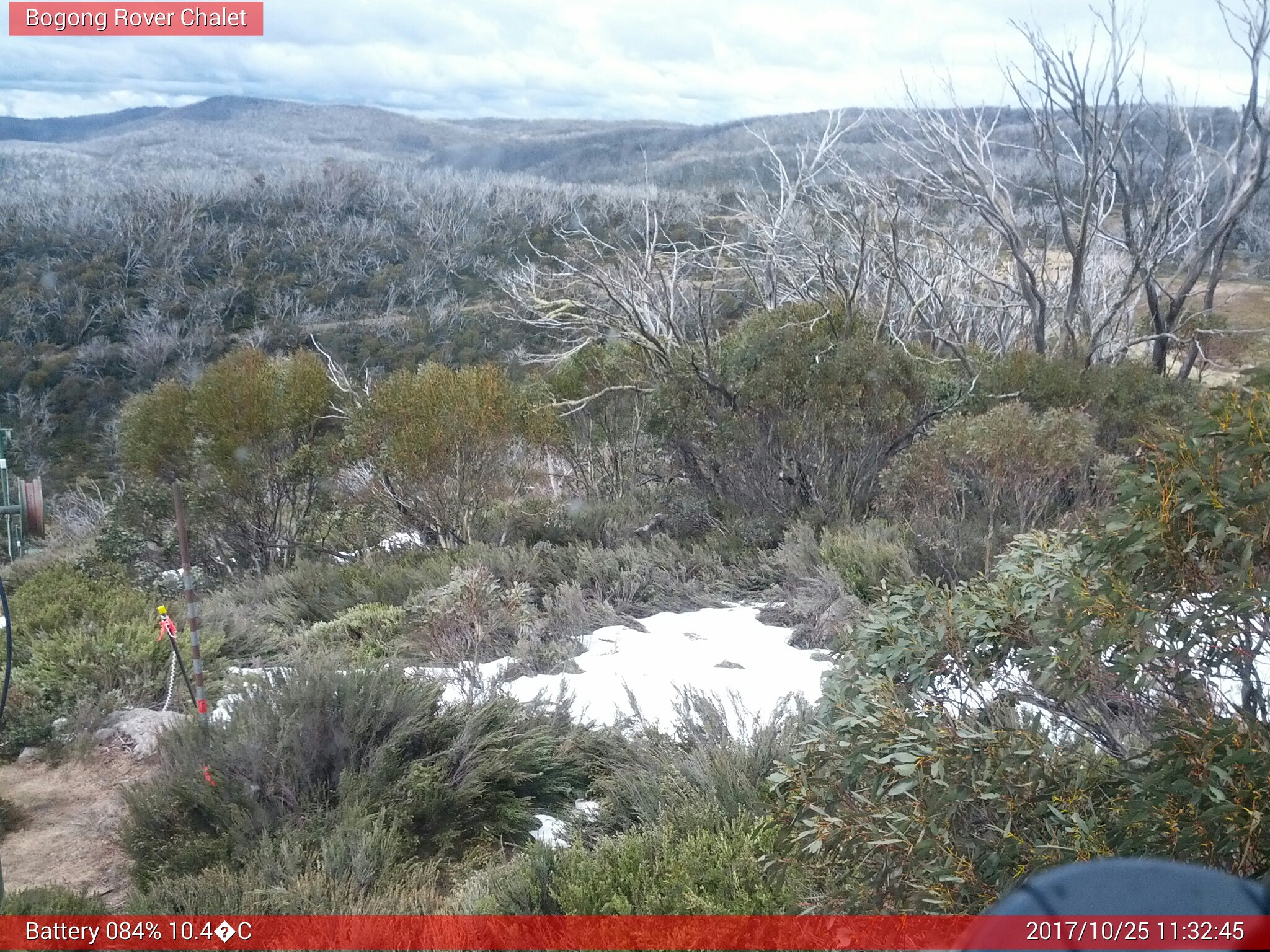 Bogong Web Cam 11:32am Wednesday 25th of October 2017