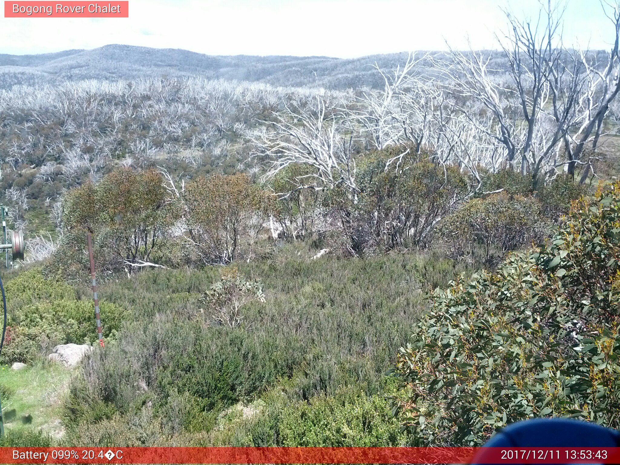 Bogong Web Cam 1:53pm Monday 11th of December 2017