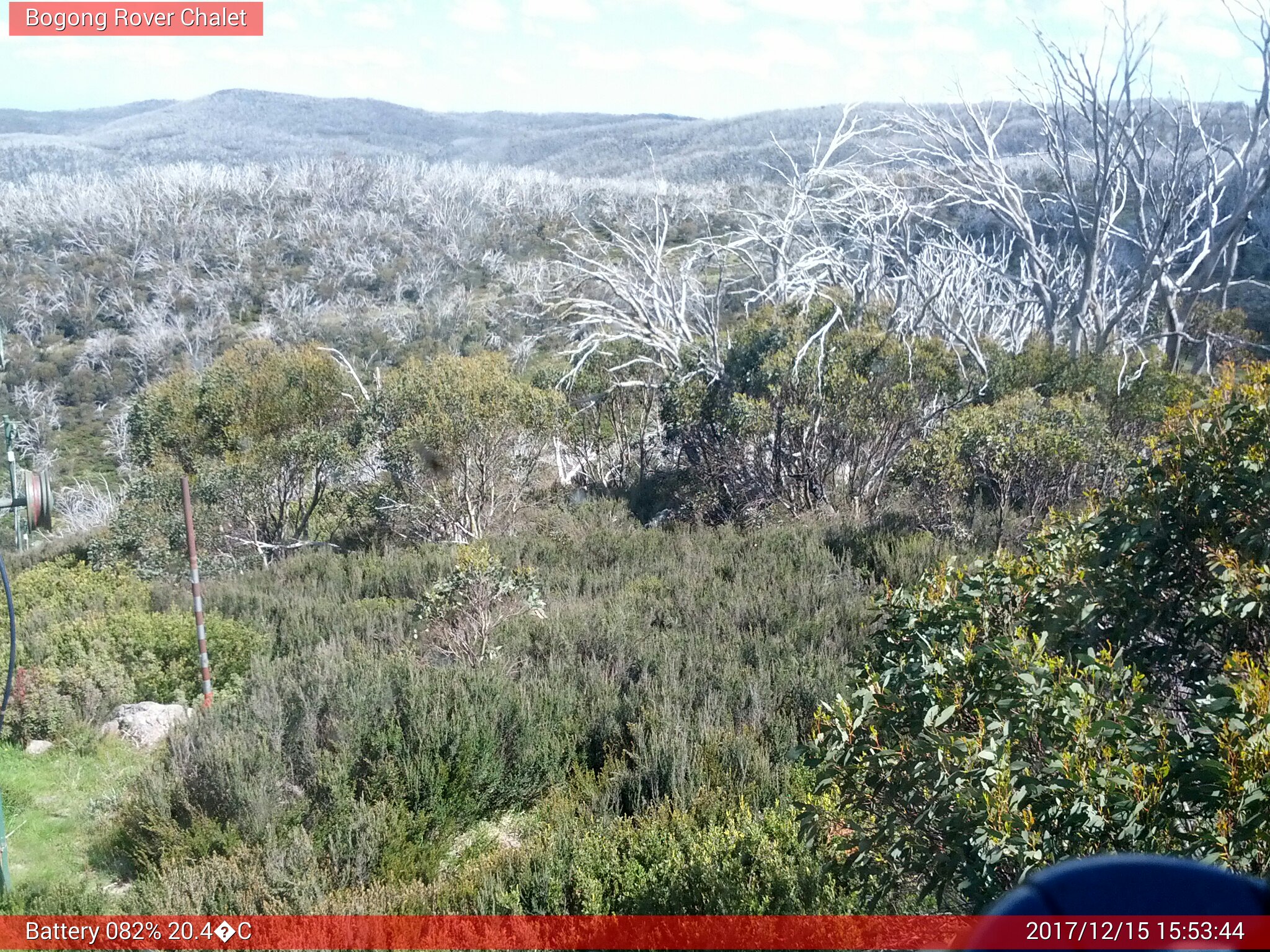 Bogong Web Cam 3:53pm Friday 15th of December 2017