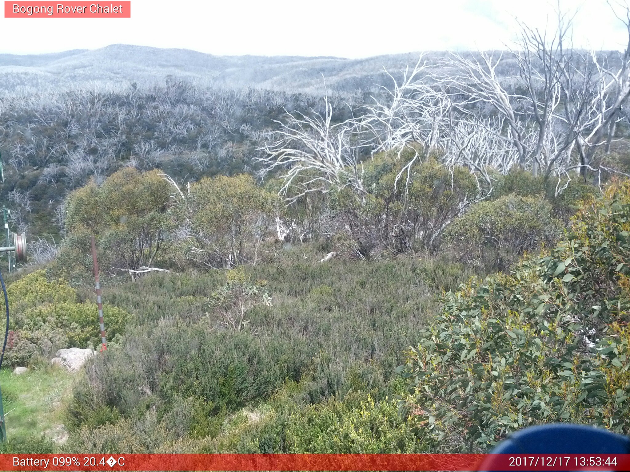 Bogong Web Cam 1:53pm Sunday 17th of December 2017