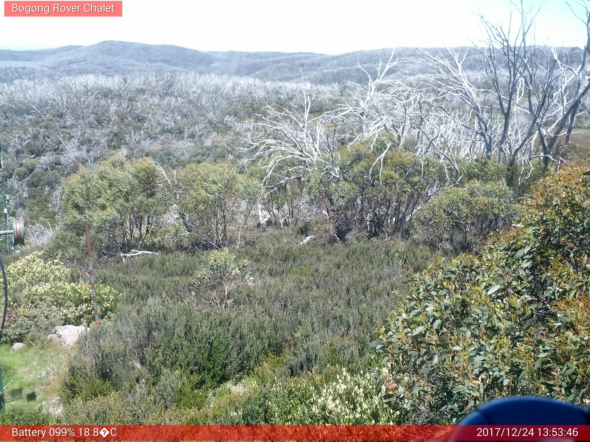 Bogong Web Cam 1:53pm Sunday 24th of December 2017