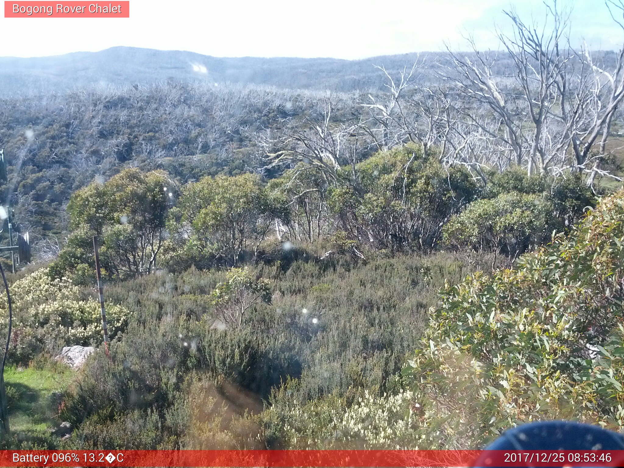 Bogong Web Cam 8:53am Monday 25th of December 2017