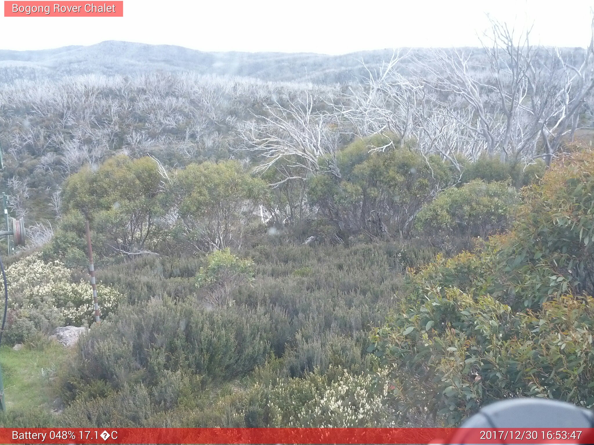 Bogong Web Cam 4:53pm Saturday 30th of December 2017