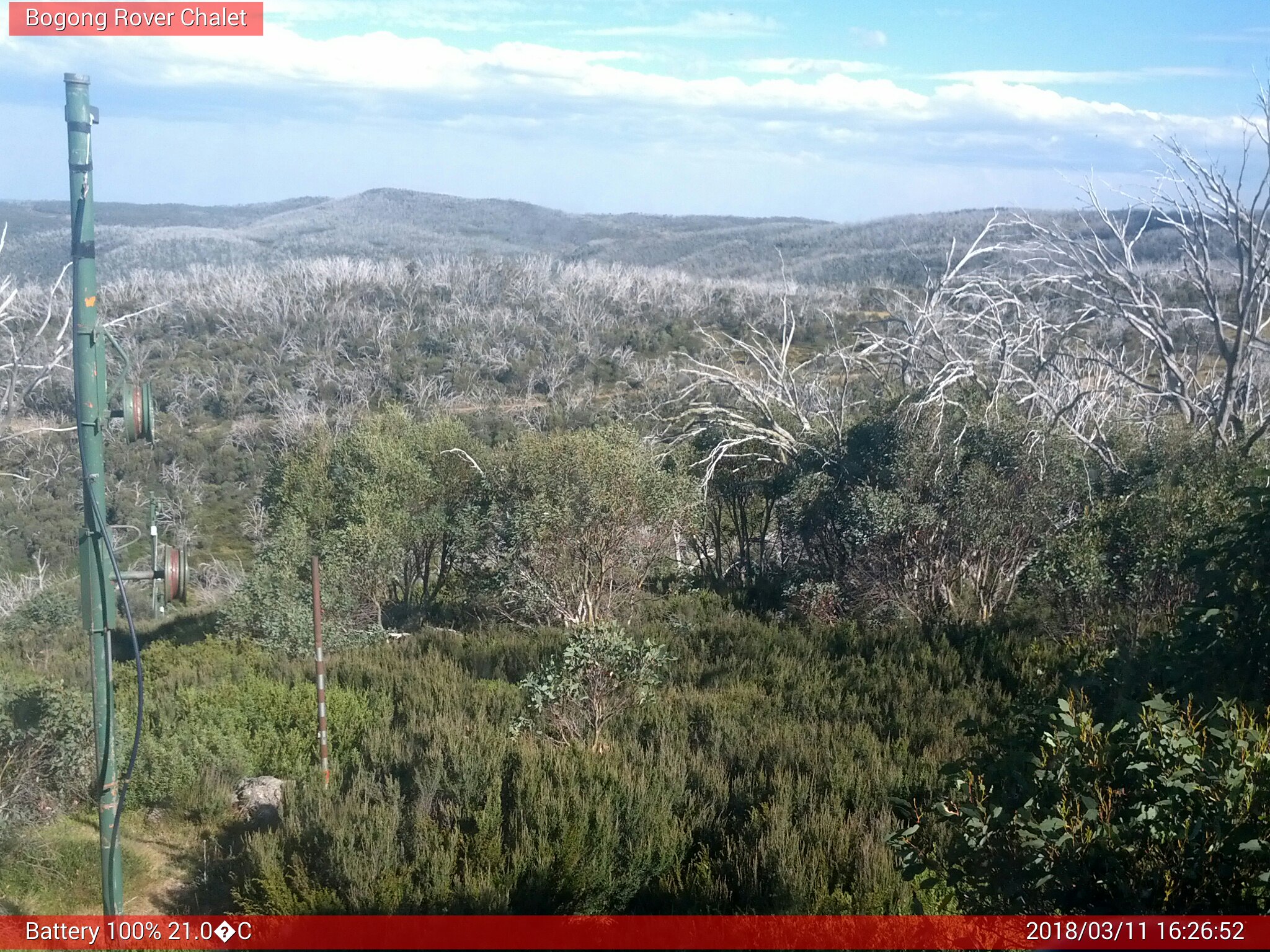 Bogong Web Cam 4:26pm Sunday 11th of March 2018