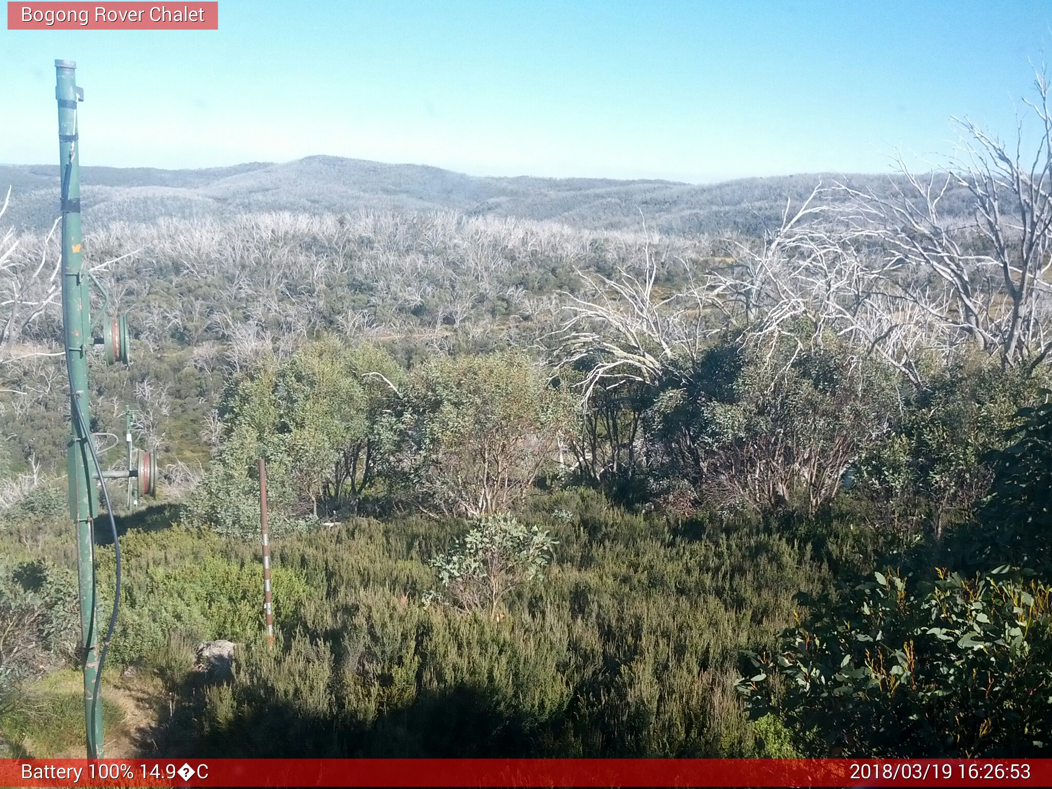 Bogong Web Cam 4:26pm Monday 19th of March 2018