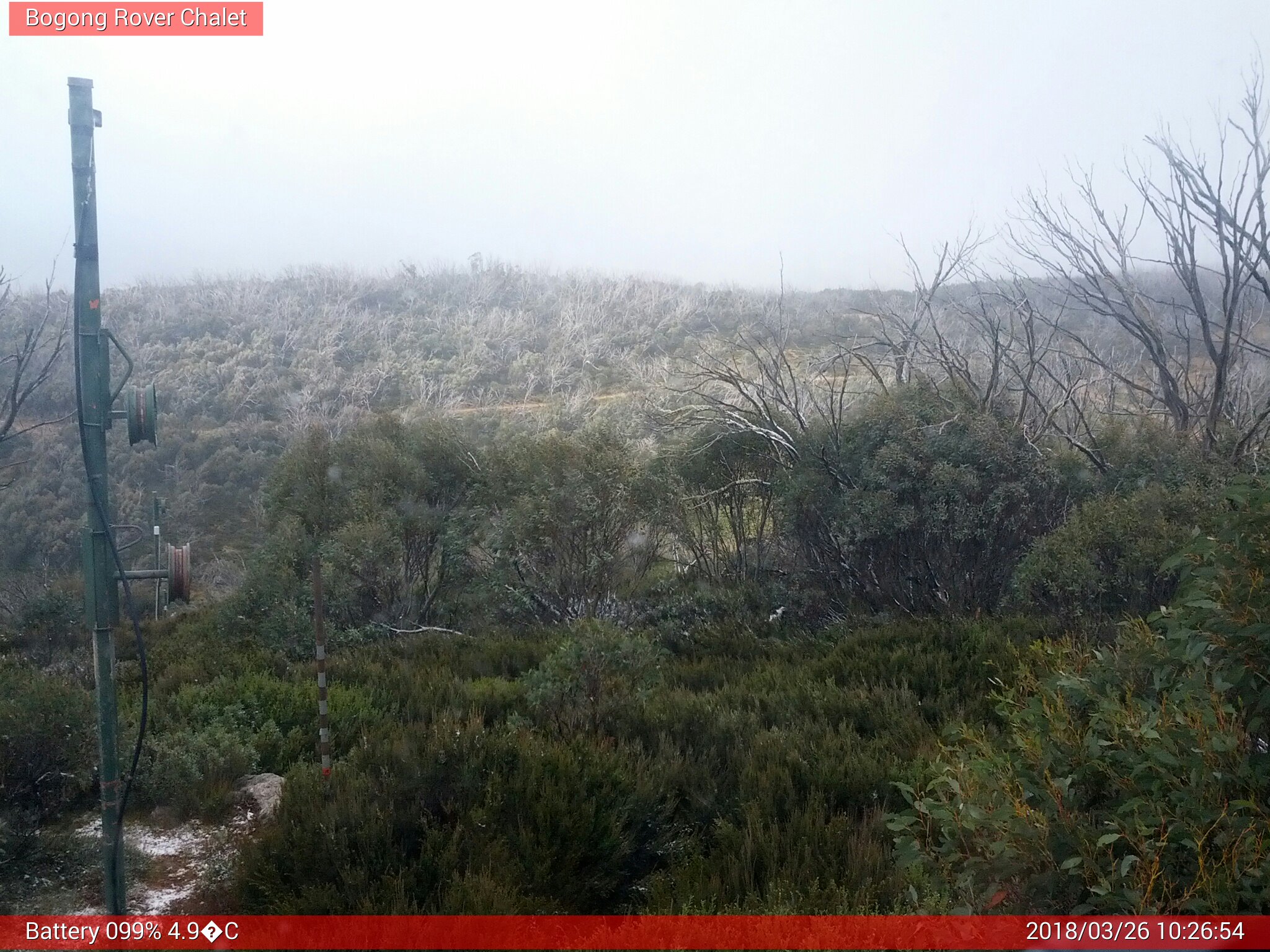 Bogong Web Cam 10:26am Monday 26th of March 2018