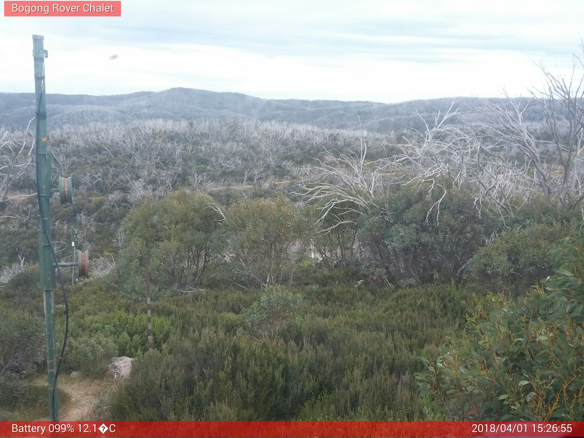 Bogong Web Cam 3:26pm Sunday 1st of April 2018