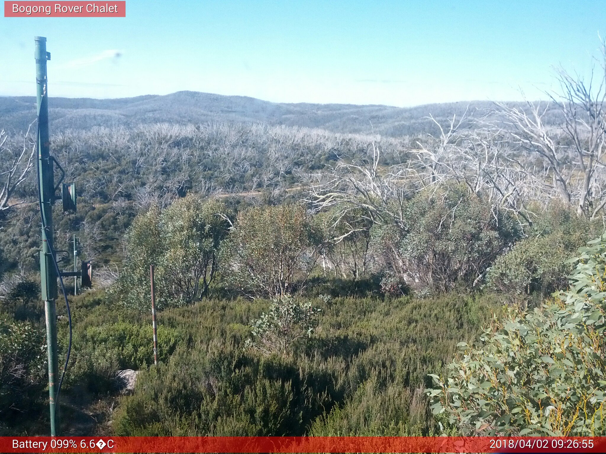 Bogong Web Cam 9:26am Monday 2nd of April 2018