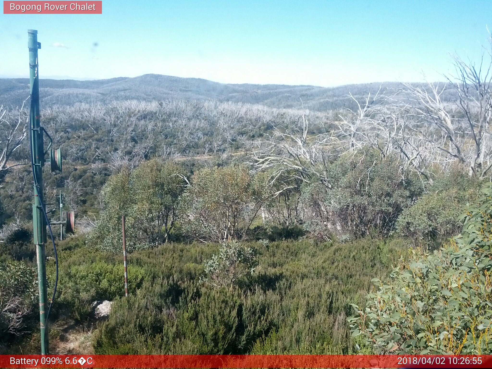 Bogong Web Cam 10:26am Monday 2nd of April 2018