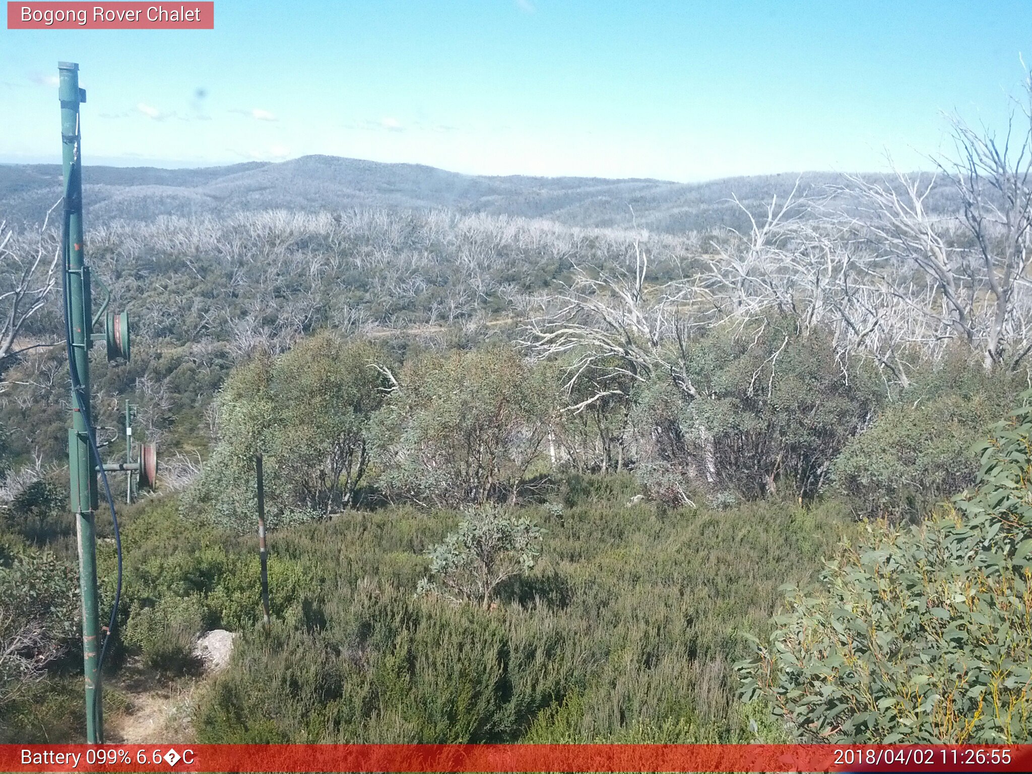 Bogong Web Cam 11:26am Monday 2nd of April 2018