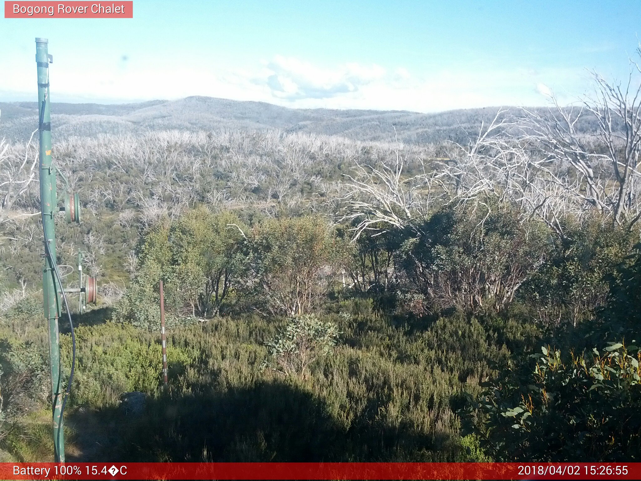 Bogong Web Cam 3:26pm Monday 2nd of April 2018