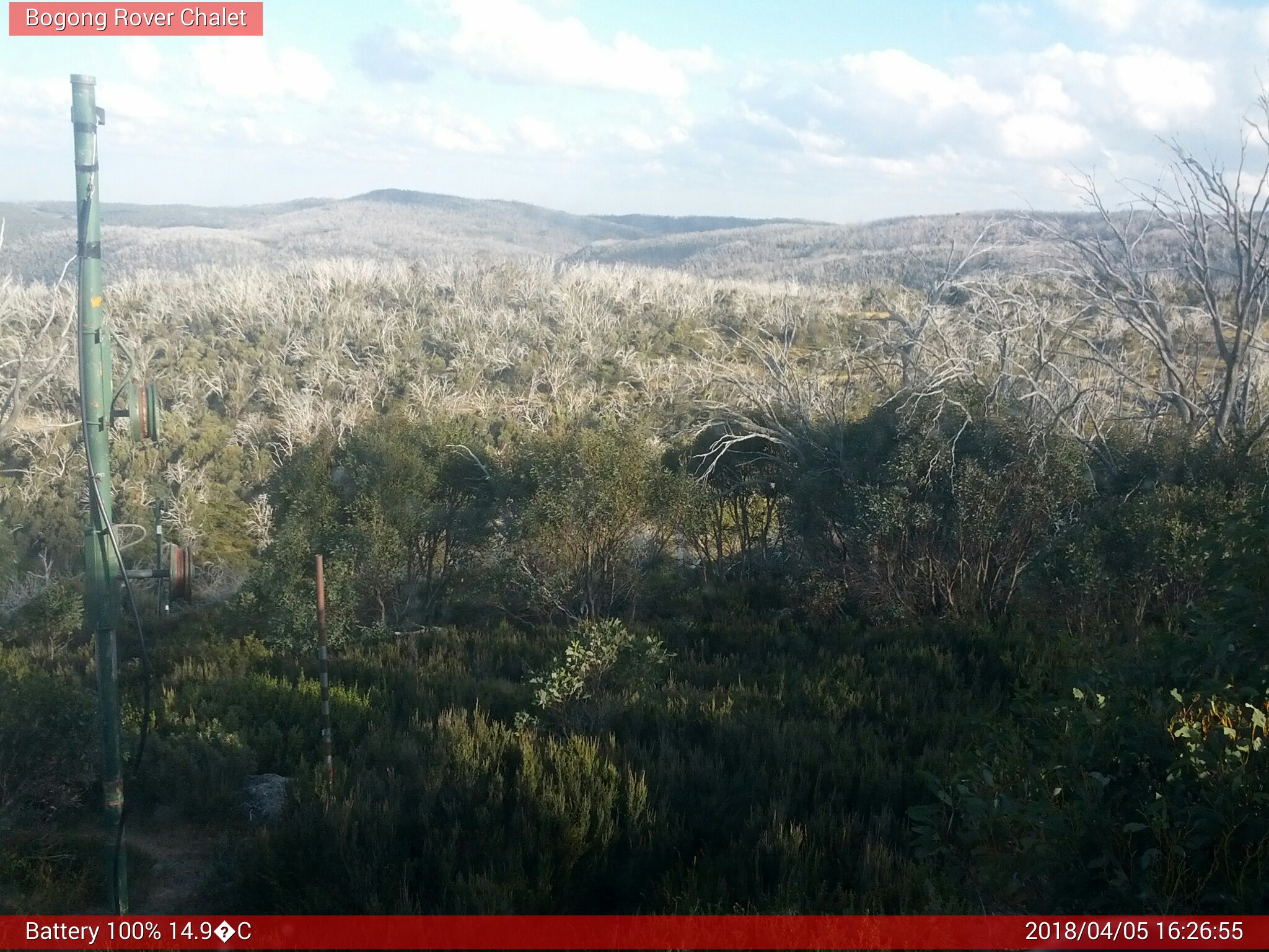 Bogong Web Cam 4:26pm Thursday 5th of April 2018