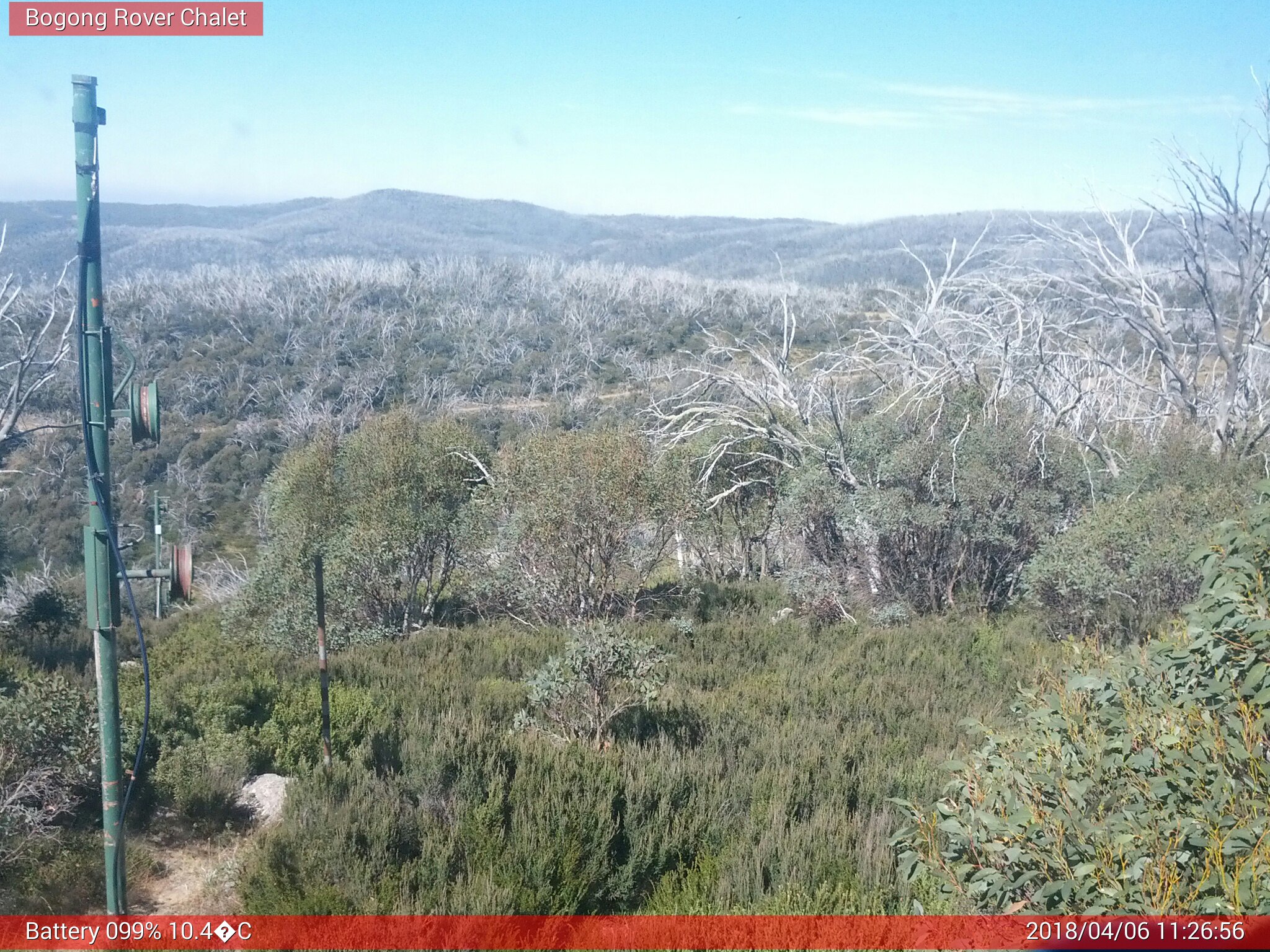 Bogong Web Cam 11:26am Friday 6th of April 2018