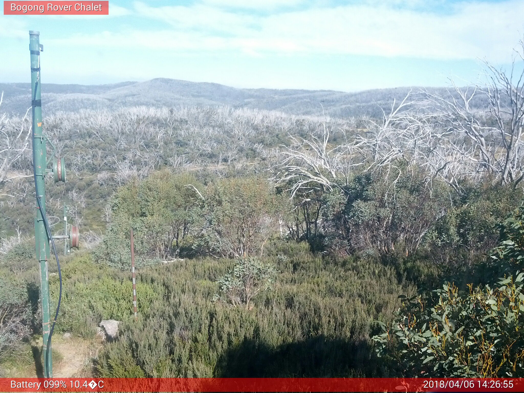 Bogong Web Cam 2:26pm Friday 6th of April 2018