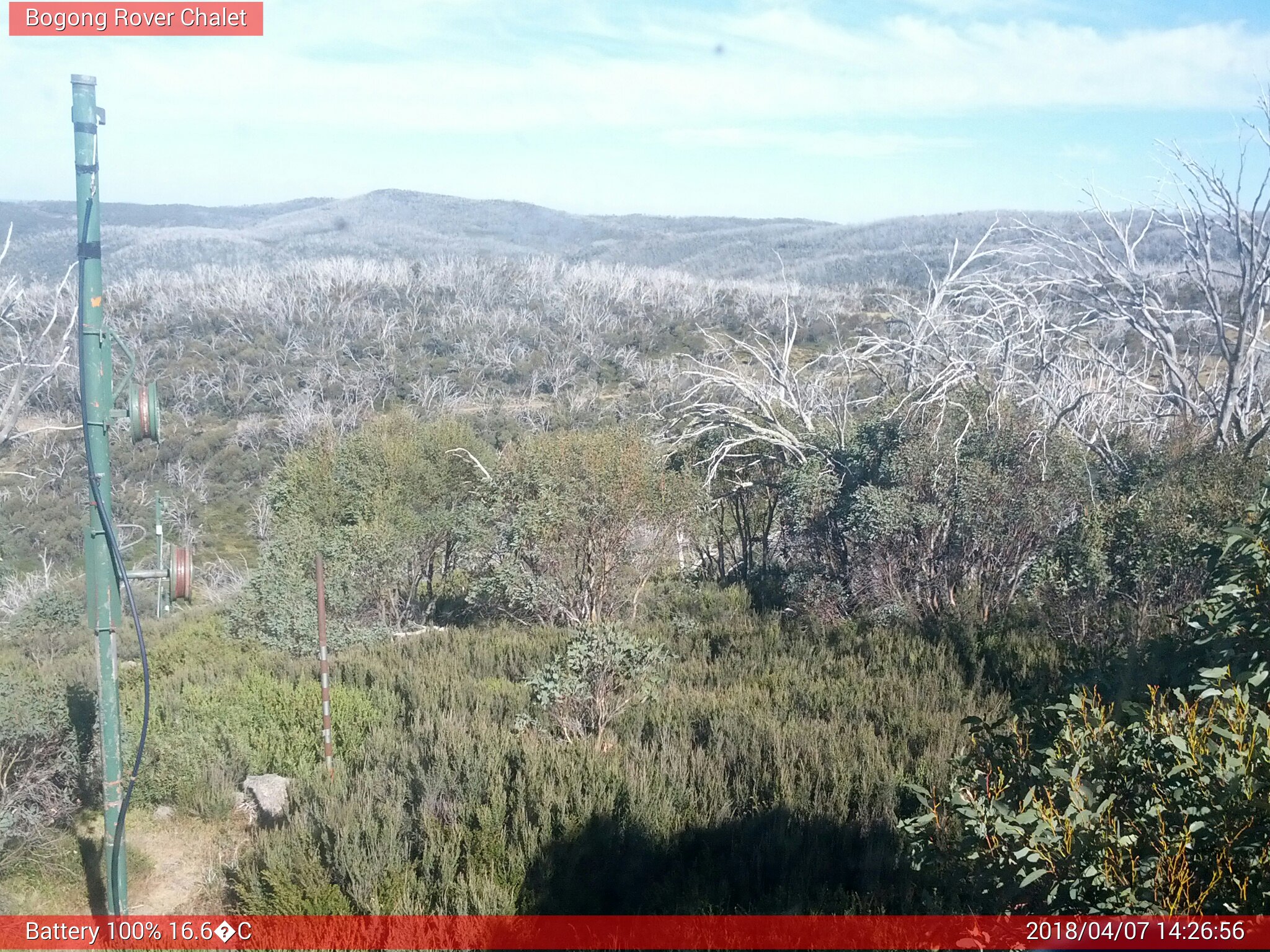 Bogong Web Cam 2:26pm Saturday 7th of April 2018