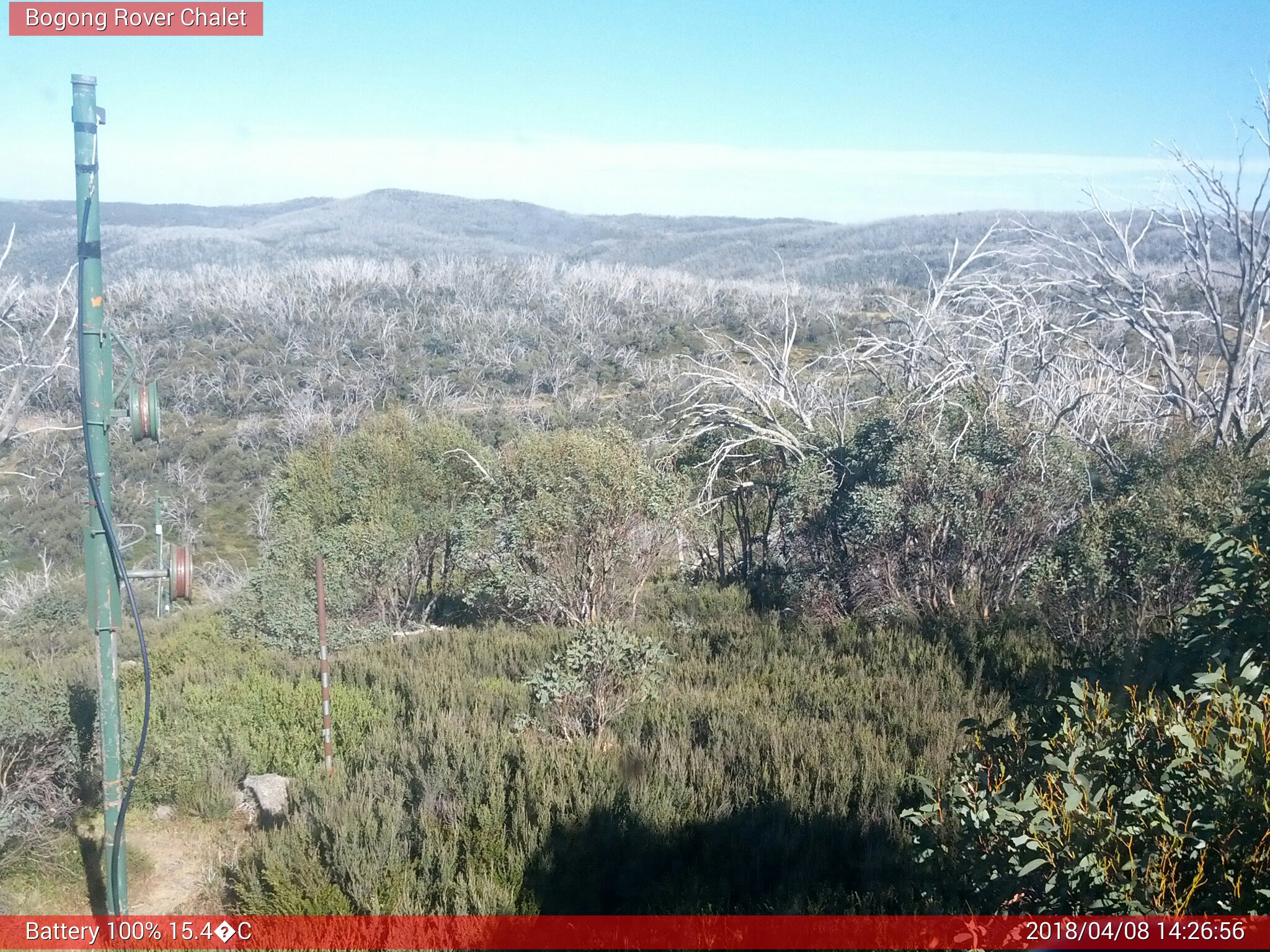 Bogong Web Cam 2:26pm Sunday 8th of April 2018