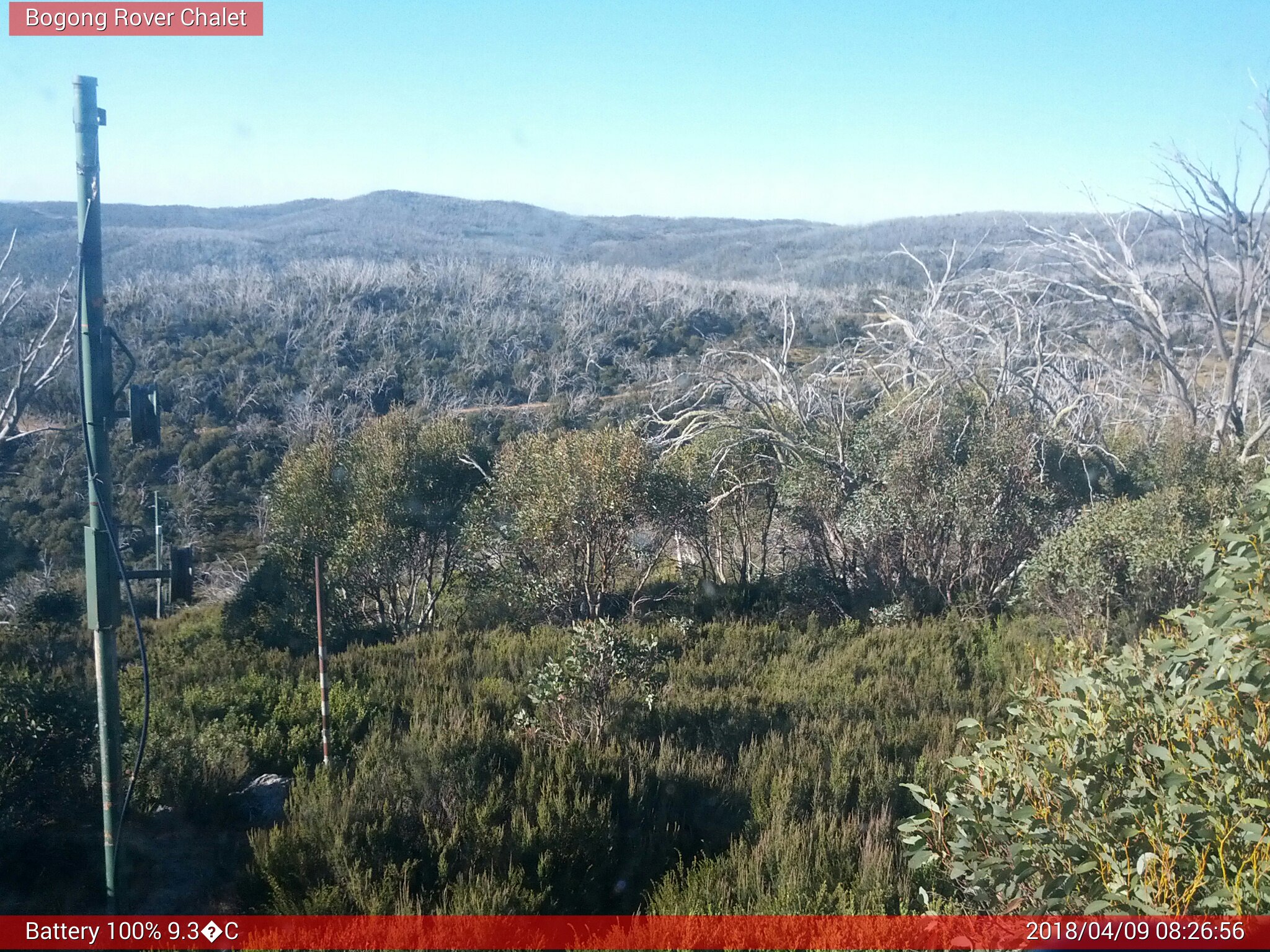 Bogong Web Cam 8:26am Monday 9th of April 2018