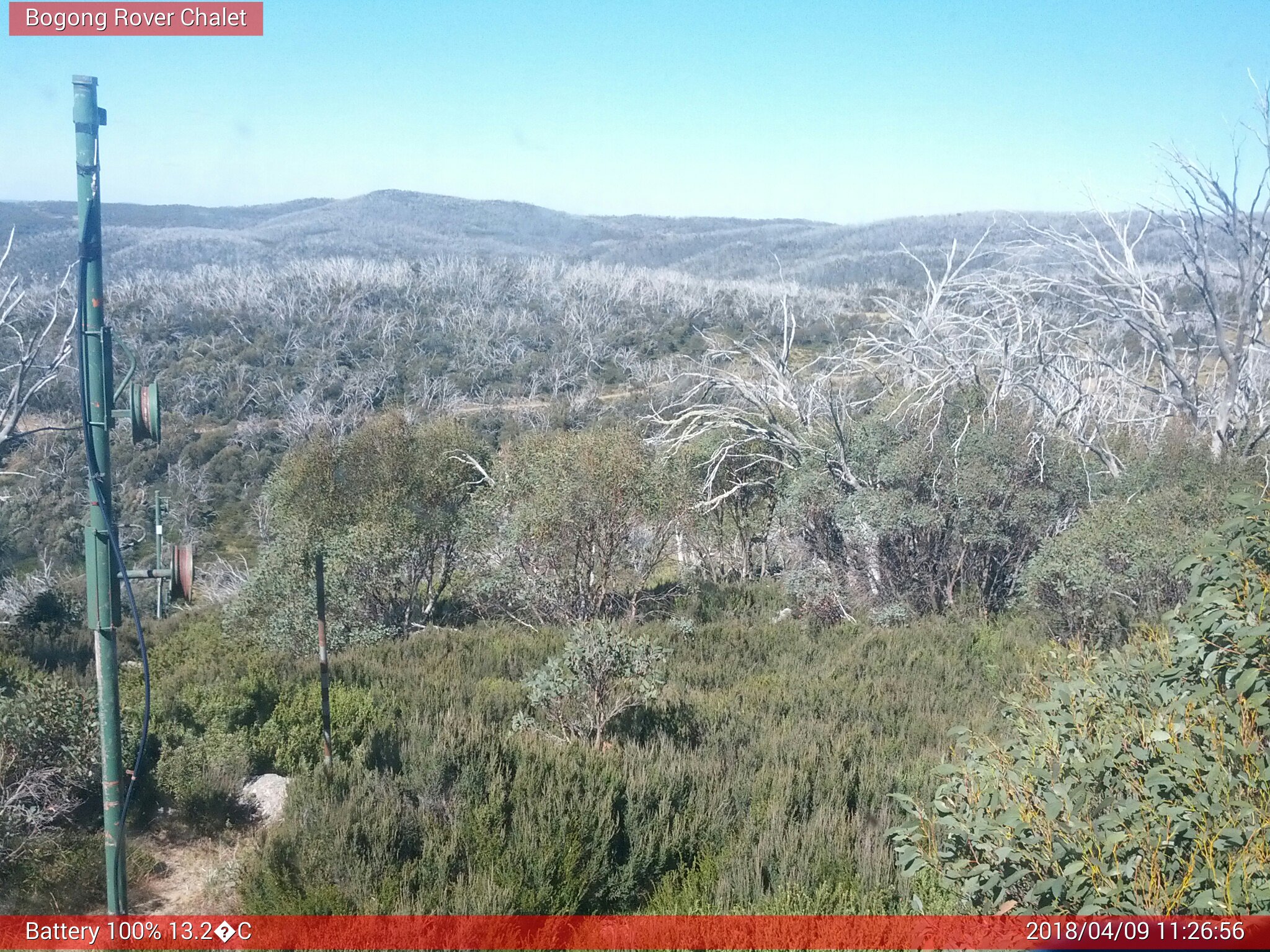 Bogong Web Cam 11:26am Monday 9th of April 2018