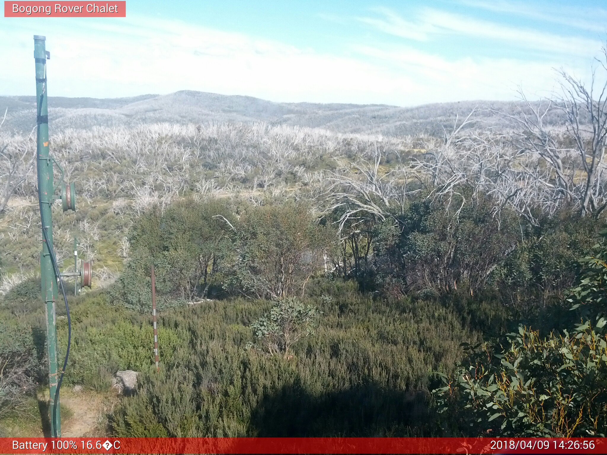 Bogong Web Cam 2:26pm Monday 9th of April 2018