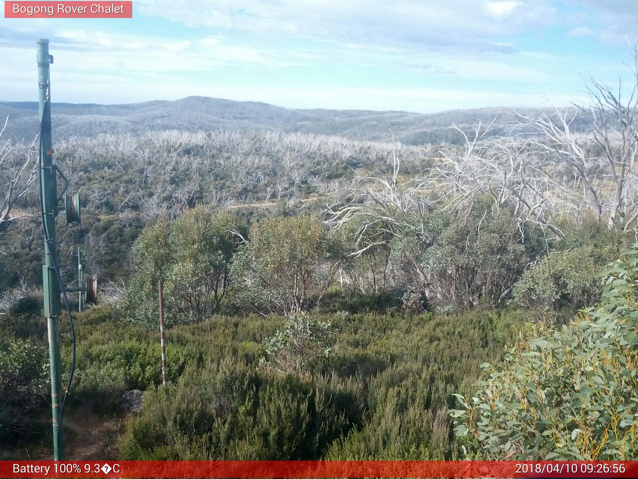 Bogong Web Cam 9:26am Tuesday 10th of April 2018