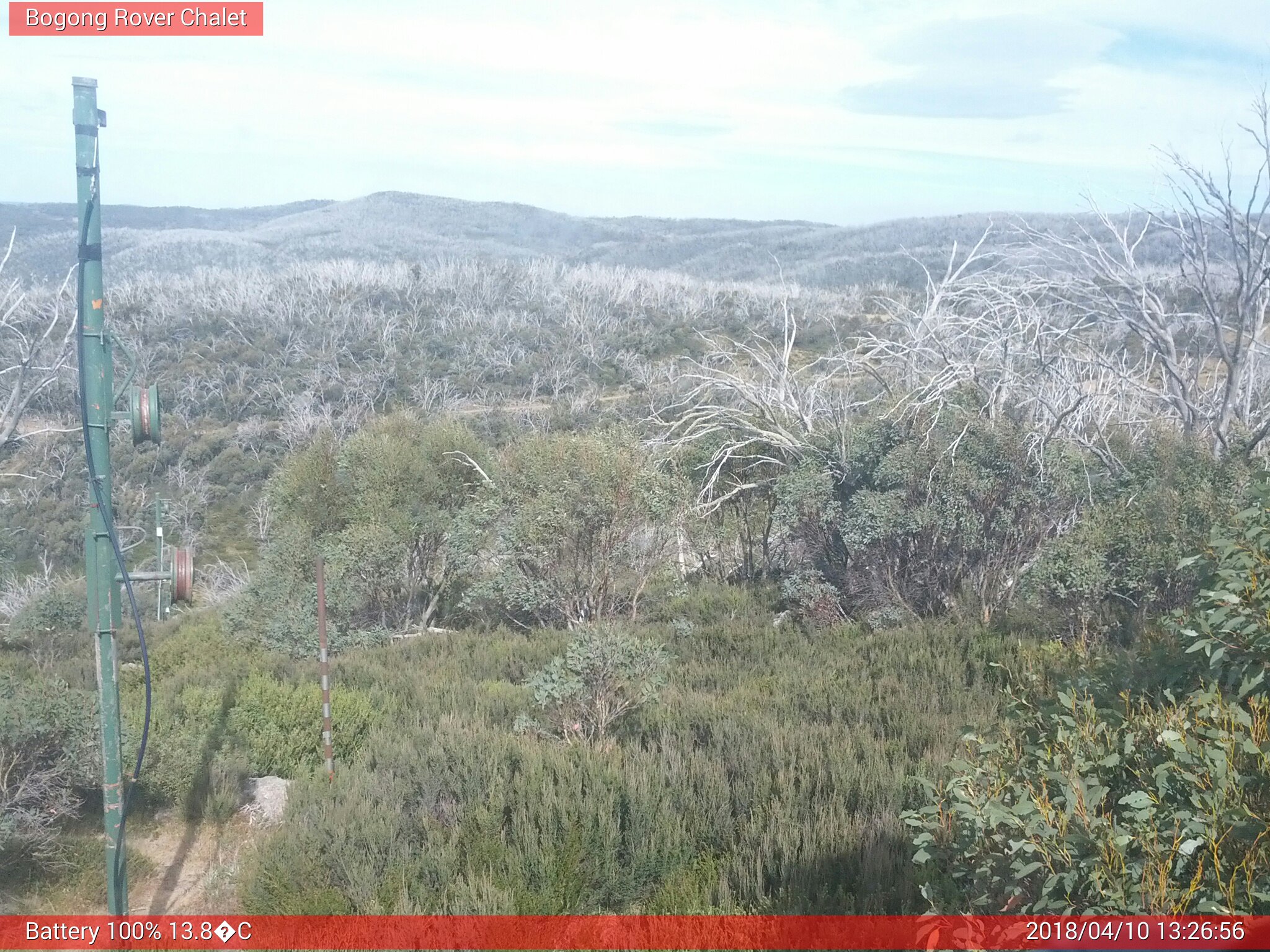 Bogong Web Cam 1:26pm Tuesday 10th of April 2018