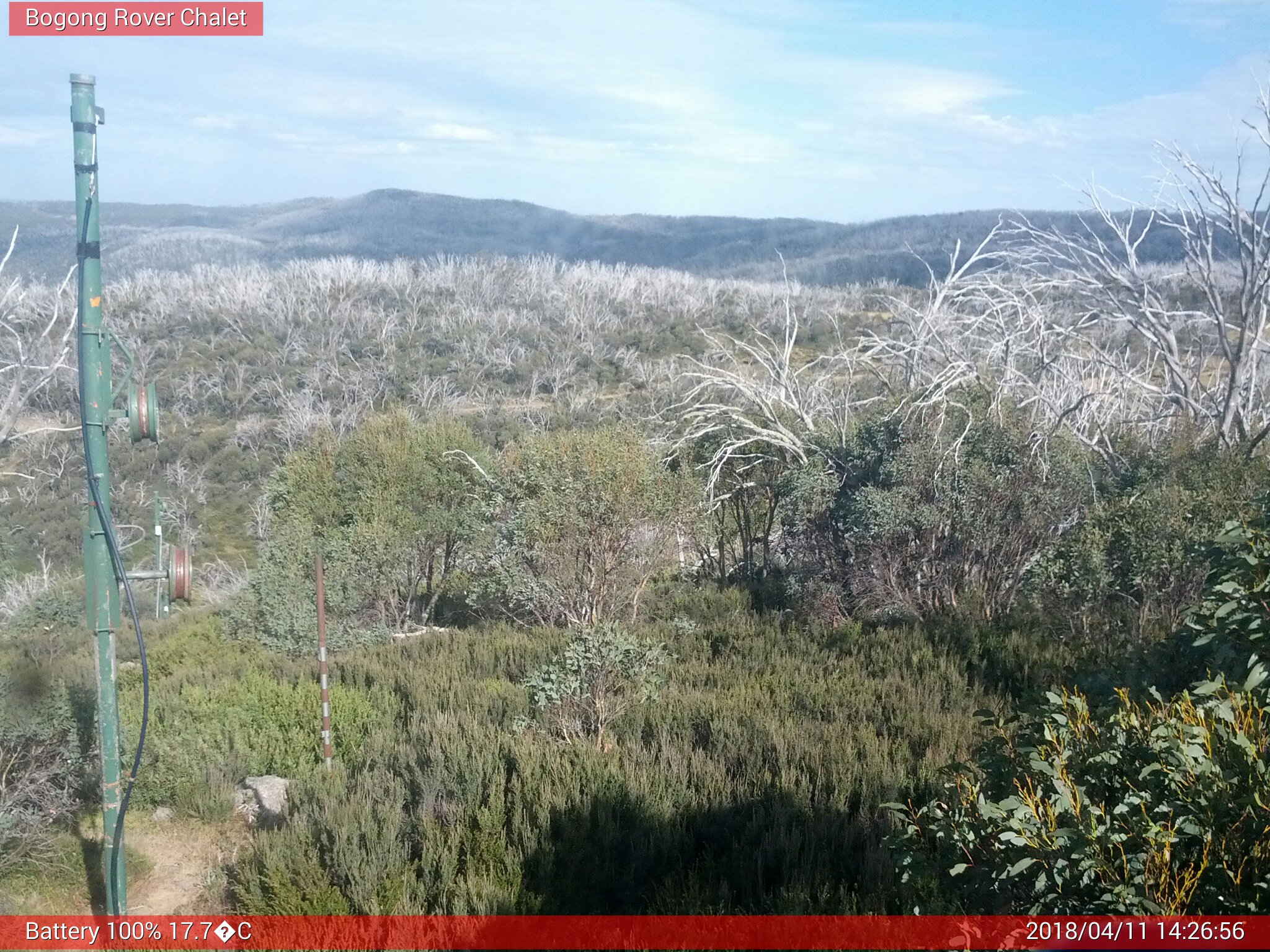 Bogong Web Cam 2:26pm Wednesday 11th of April 2018