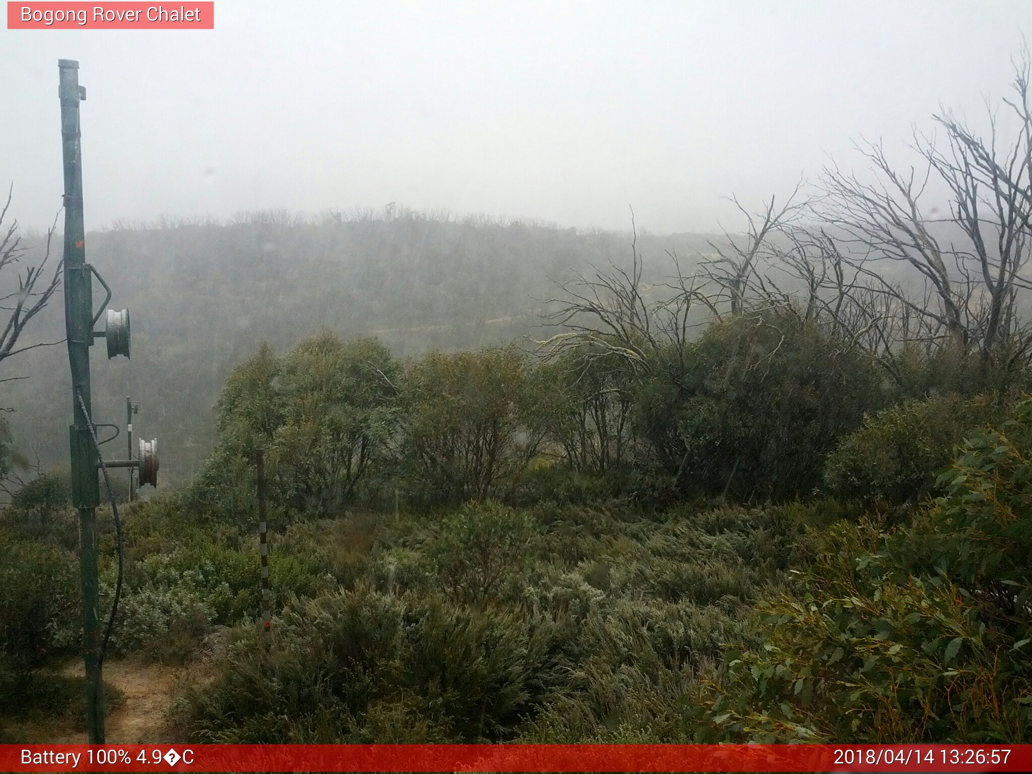 Bogong Web Cam 1:26pm Saturday 14th of April 2018