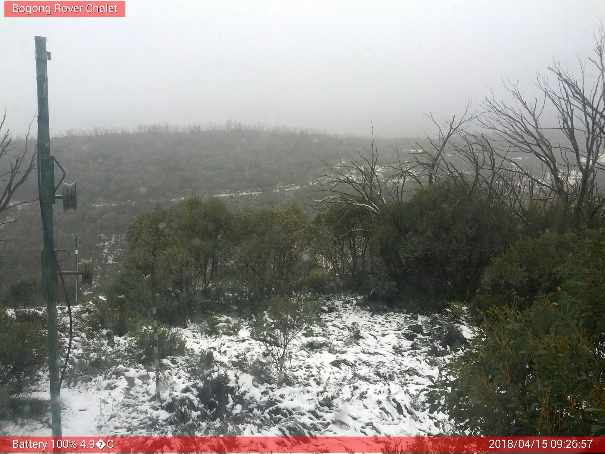 Bogong Web Cam 9:26am Sunday 15th of April 2018