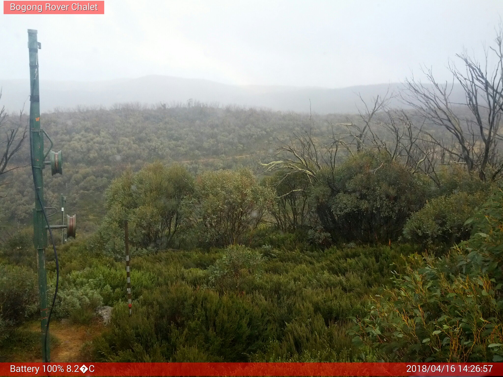 Bogong Web Cam 2:26pm Monday 16th of April 2018