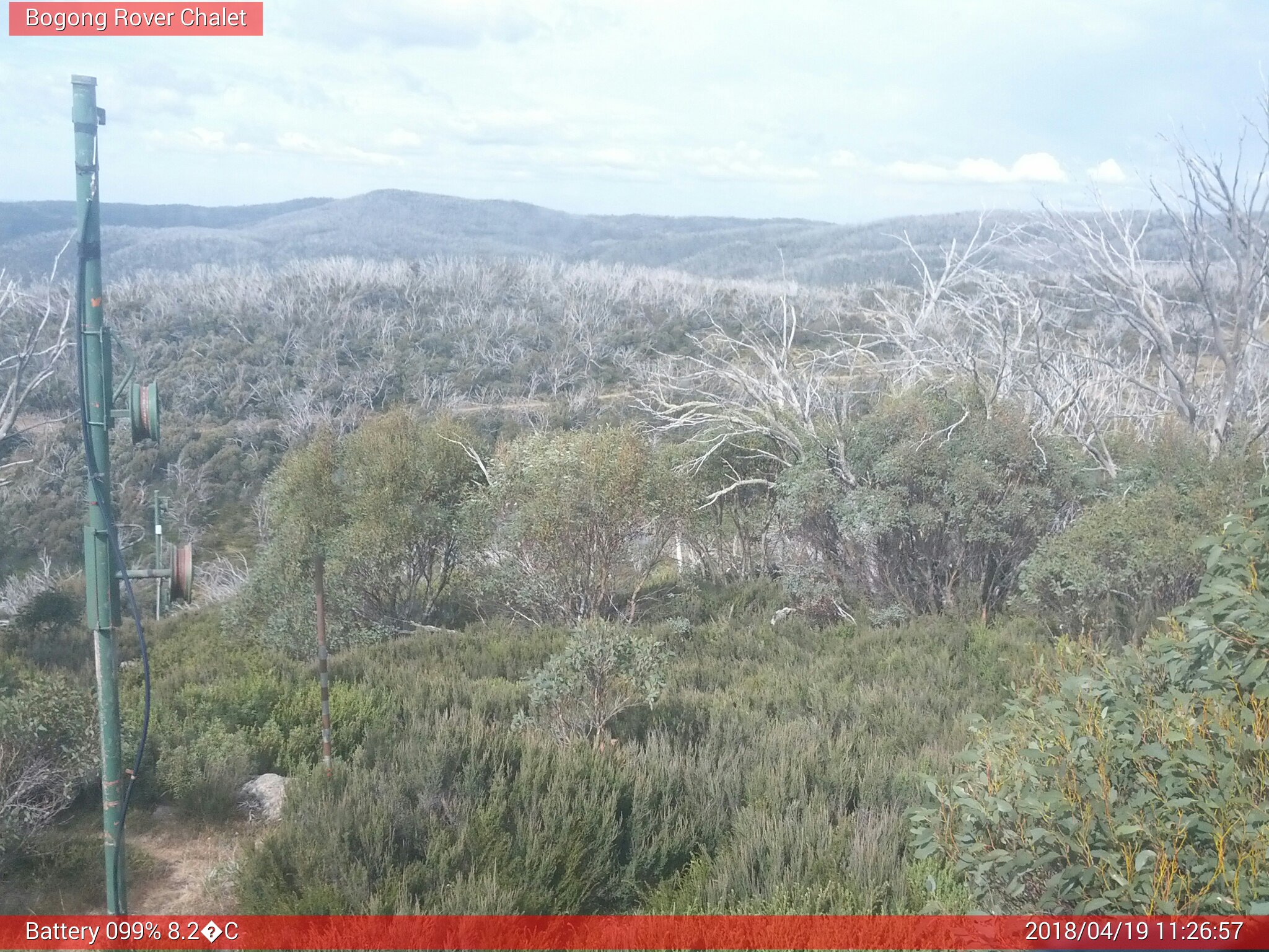 Bogong Web Cam 11:26am Thursday 19th of April 2018