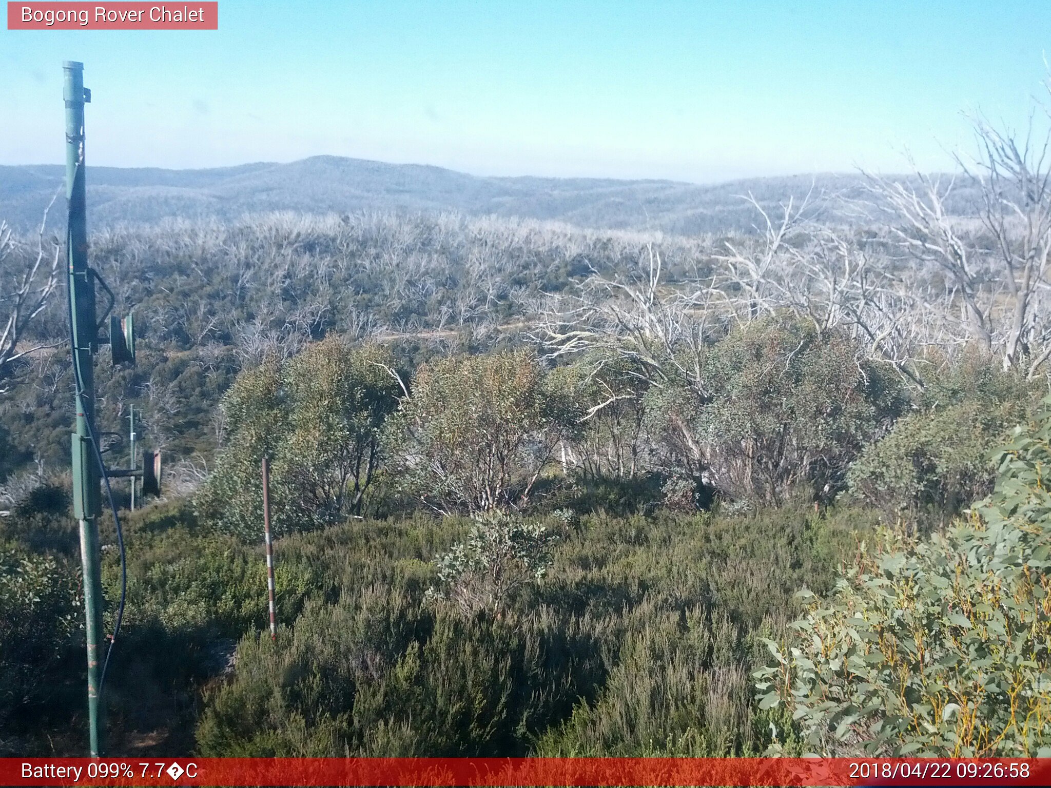 Bogong Web Cam 9:26am Sunday 22nd of April 2018