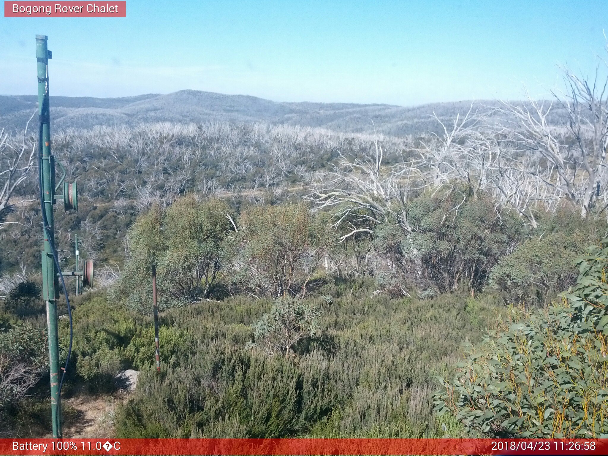 Bogong Web Cam 11:26am Monday 23rd of April 2018