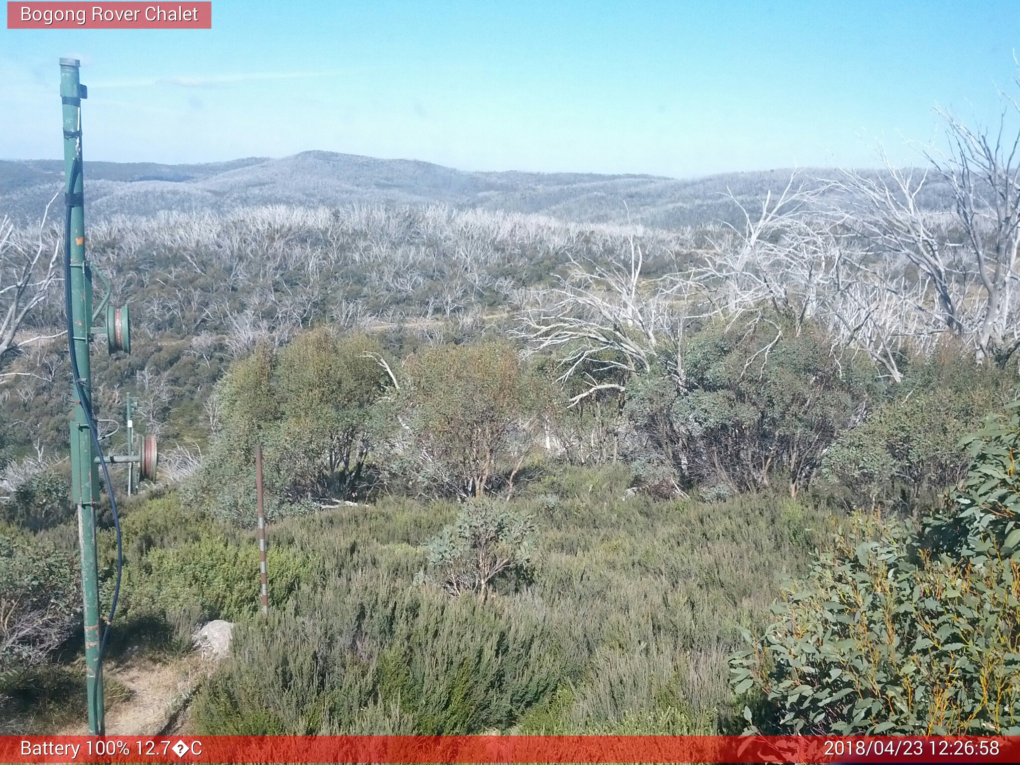 Bogong Web Cam 12:26pm Monday 23rd of April 2018