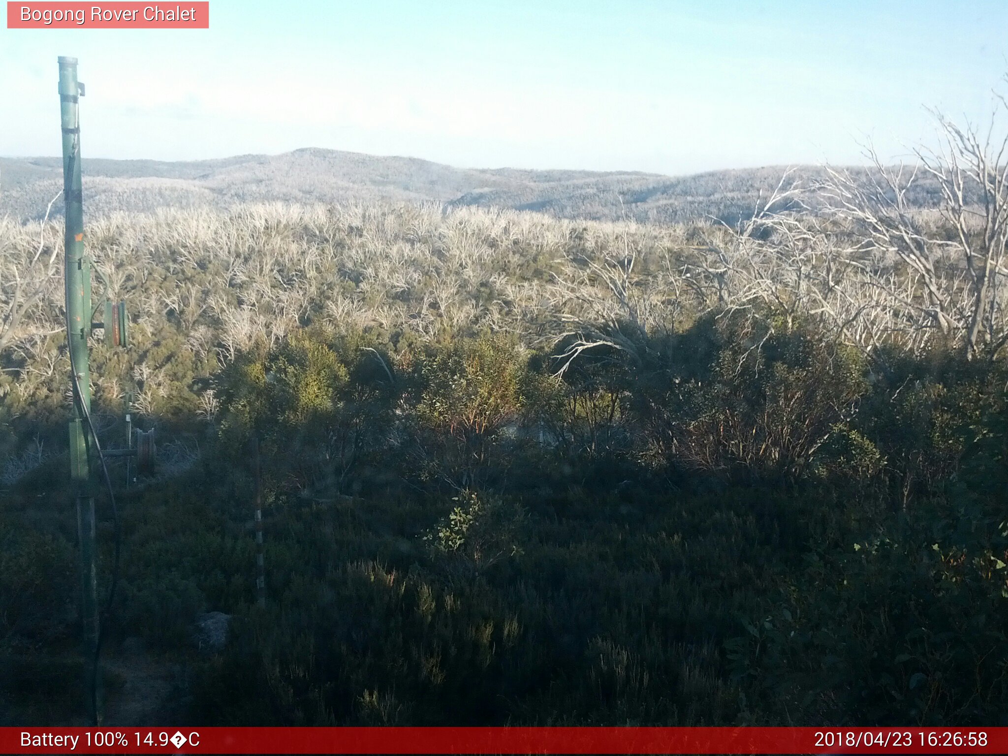 Bogong Web Cam 4:26pm Monday 23rd of April 2018