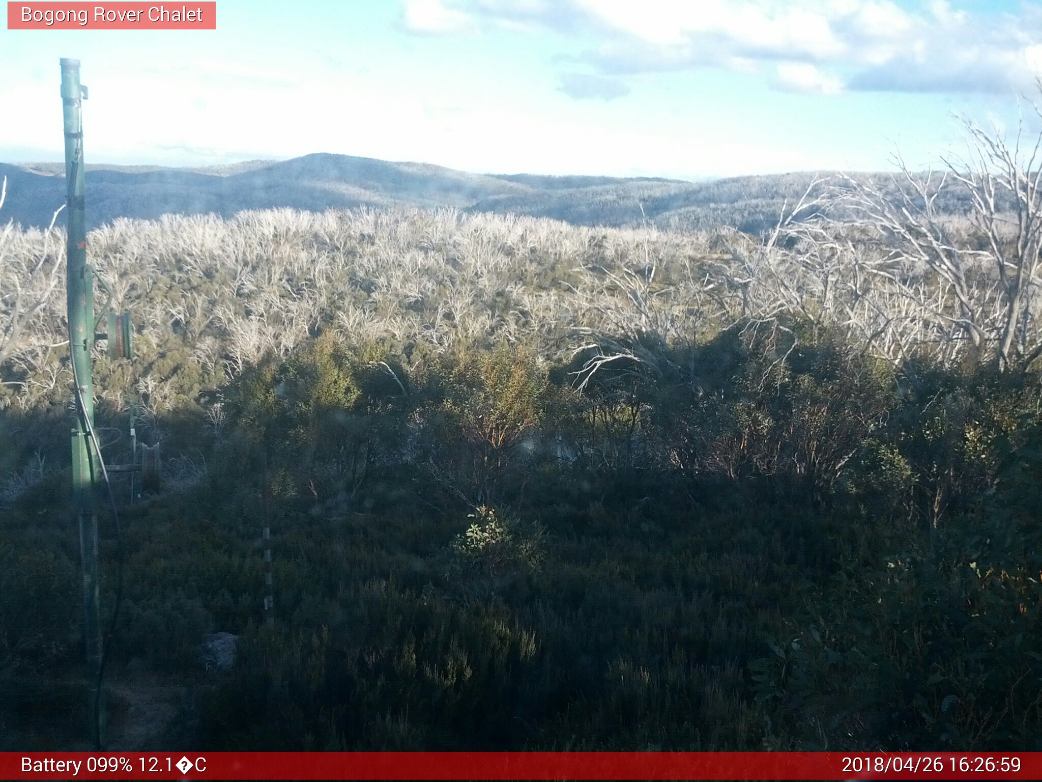 Bogong Web Cam 4:26pm Thursday 26th of April 2018