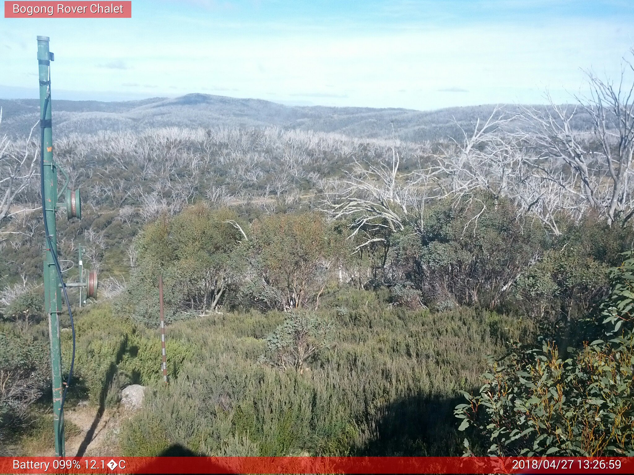 Bogong Web Cam 1:26pm Friday 27th of April 2018