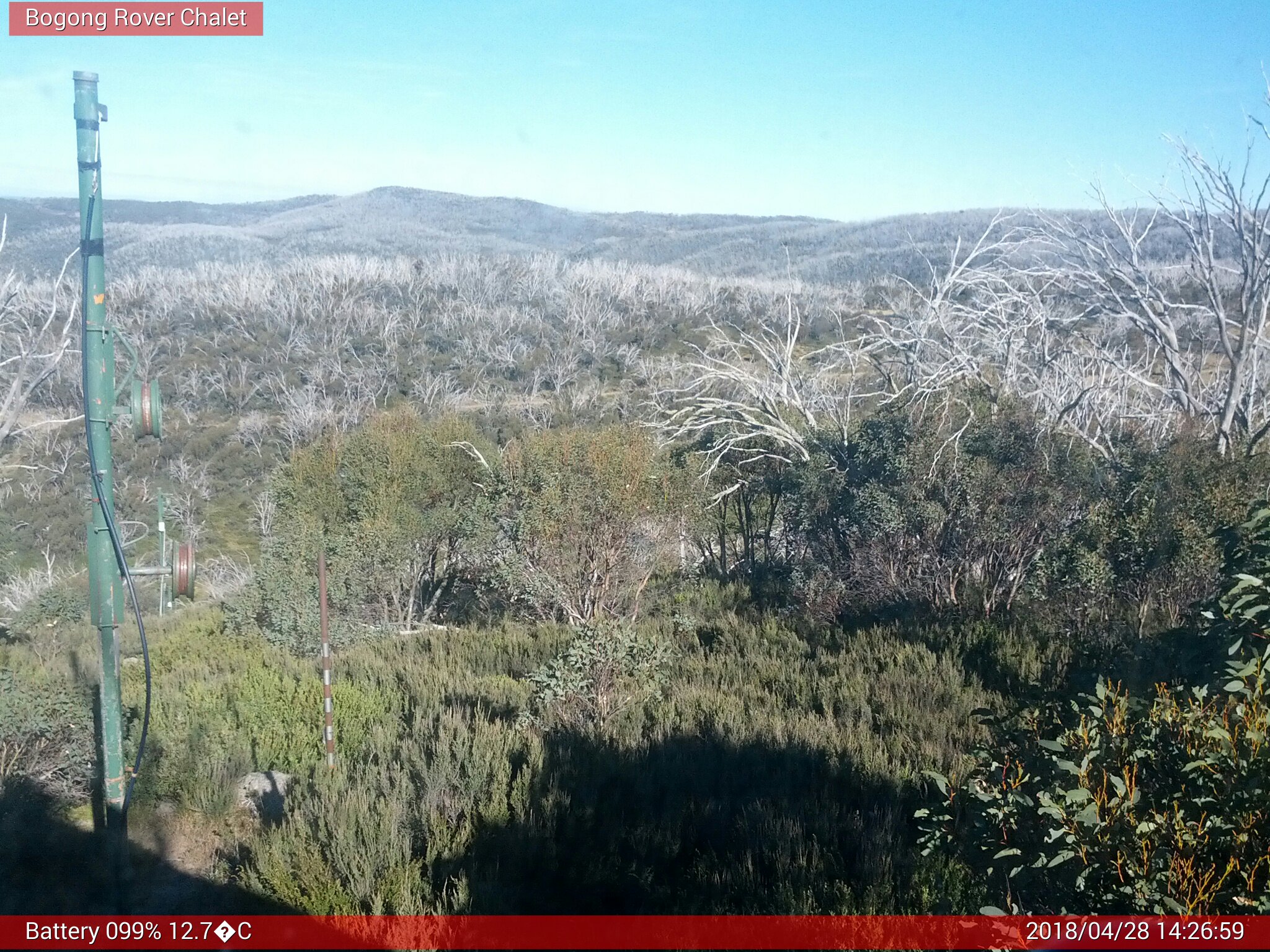 Bogong Web Cam 2:26pm Saturday 28th of April 2018