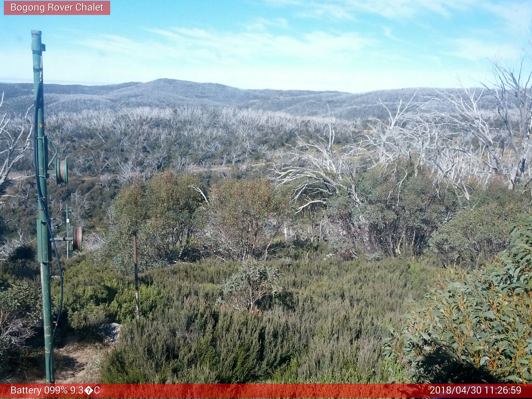 Bogong Web Cam 11:26am Monday 30th of April 2018