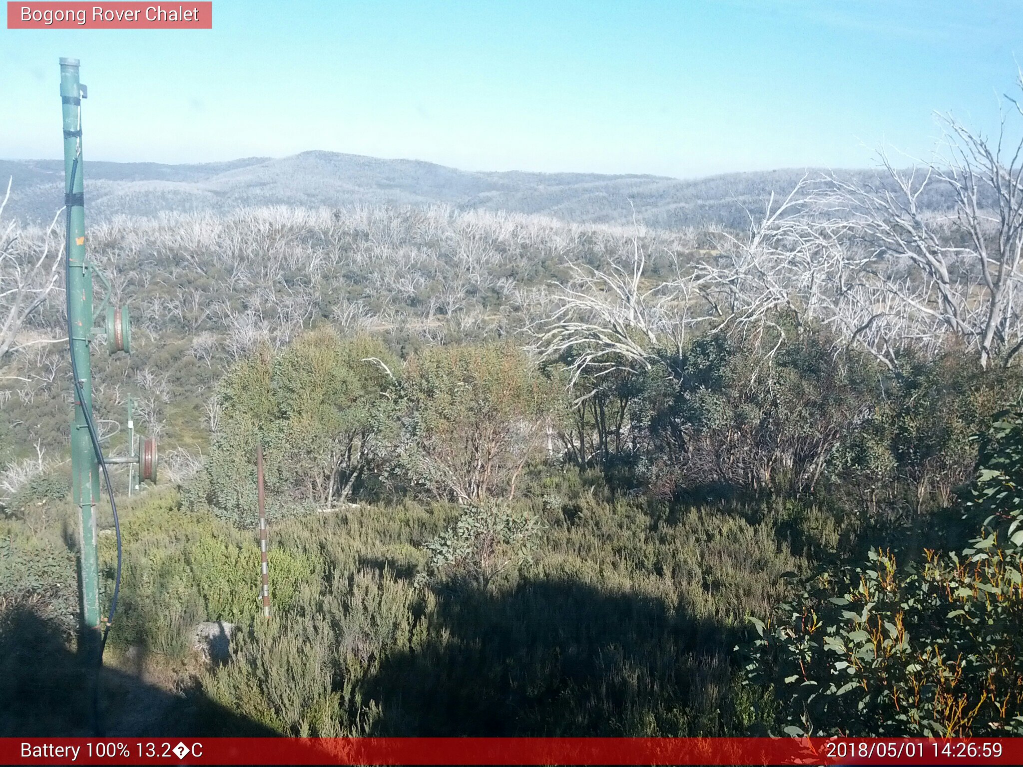 Bogong Web Cam 2:26pm Tuesday 1st of May 2018