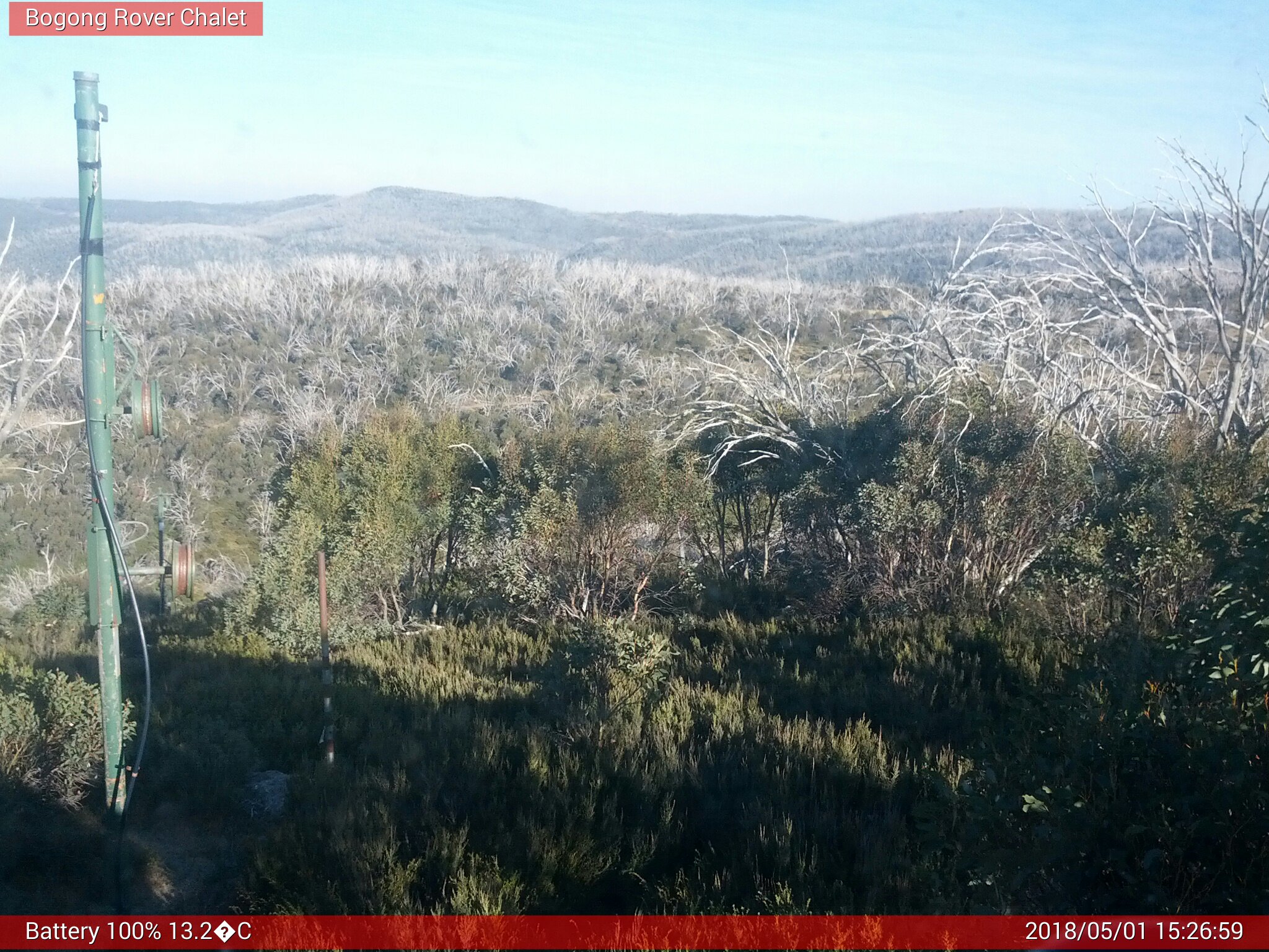 Bogong Web Cam 3:26pm Tuesday 1st of May 2018