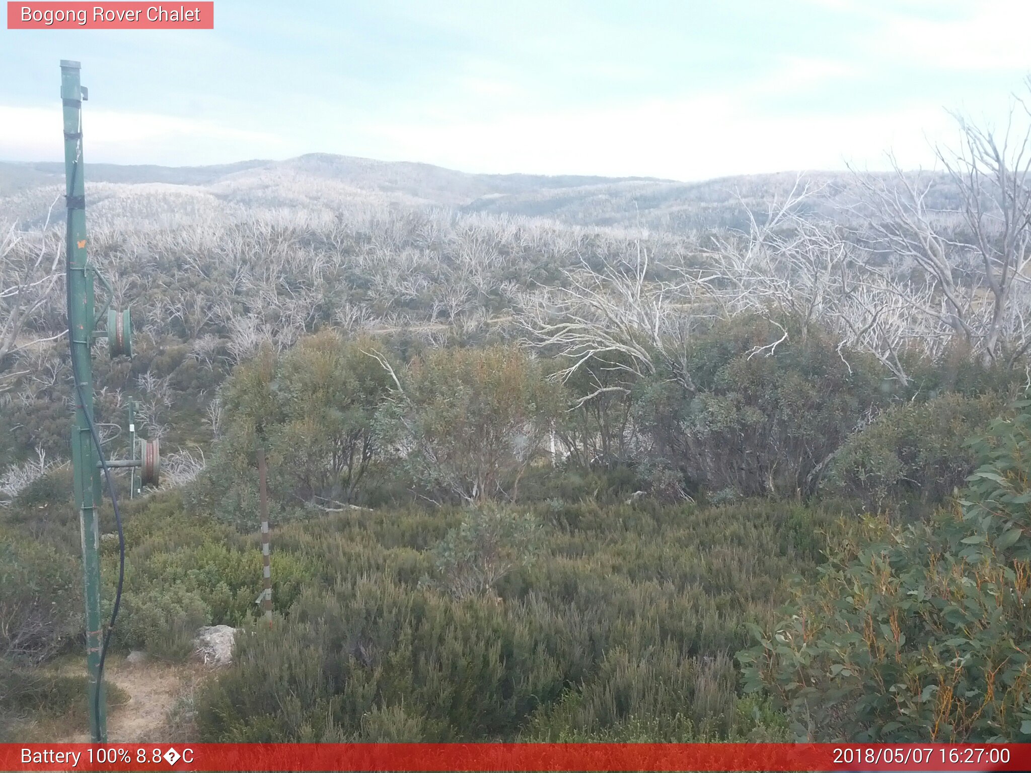 Bogong Web Cam 4:27pm Monday 7th of May 2018