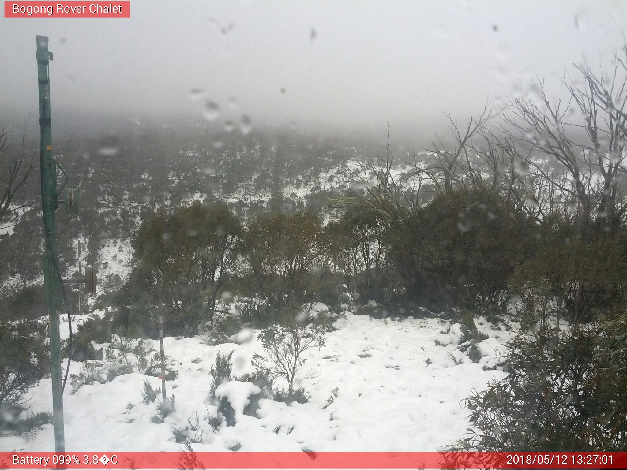 Bogong Web Cam 1:27pm Saturday 12th of May 2018