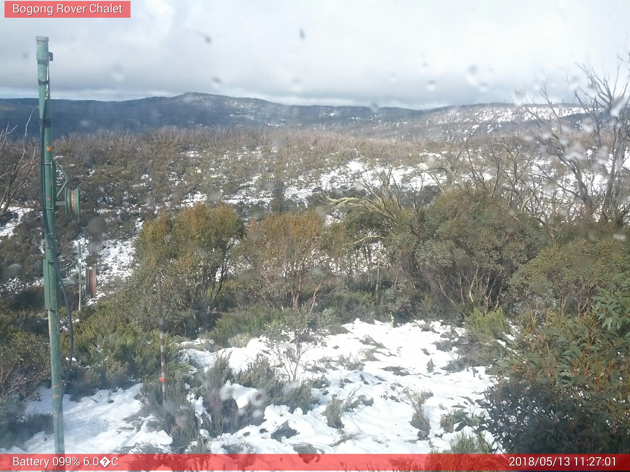 Bogong Web Cam 11:27am Sunday 13th of May 2018